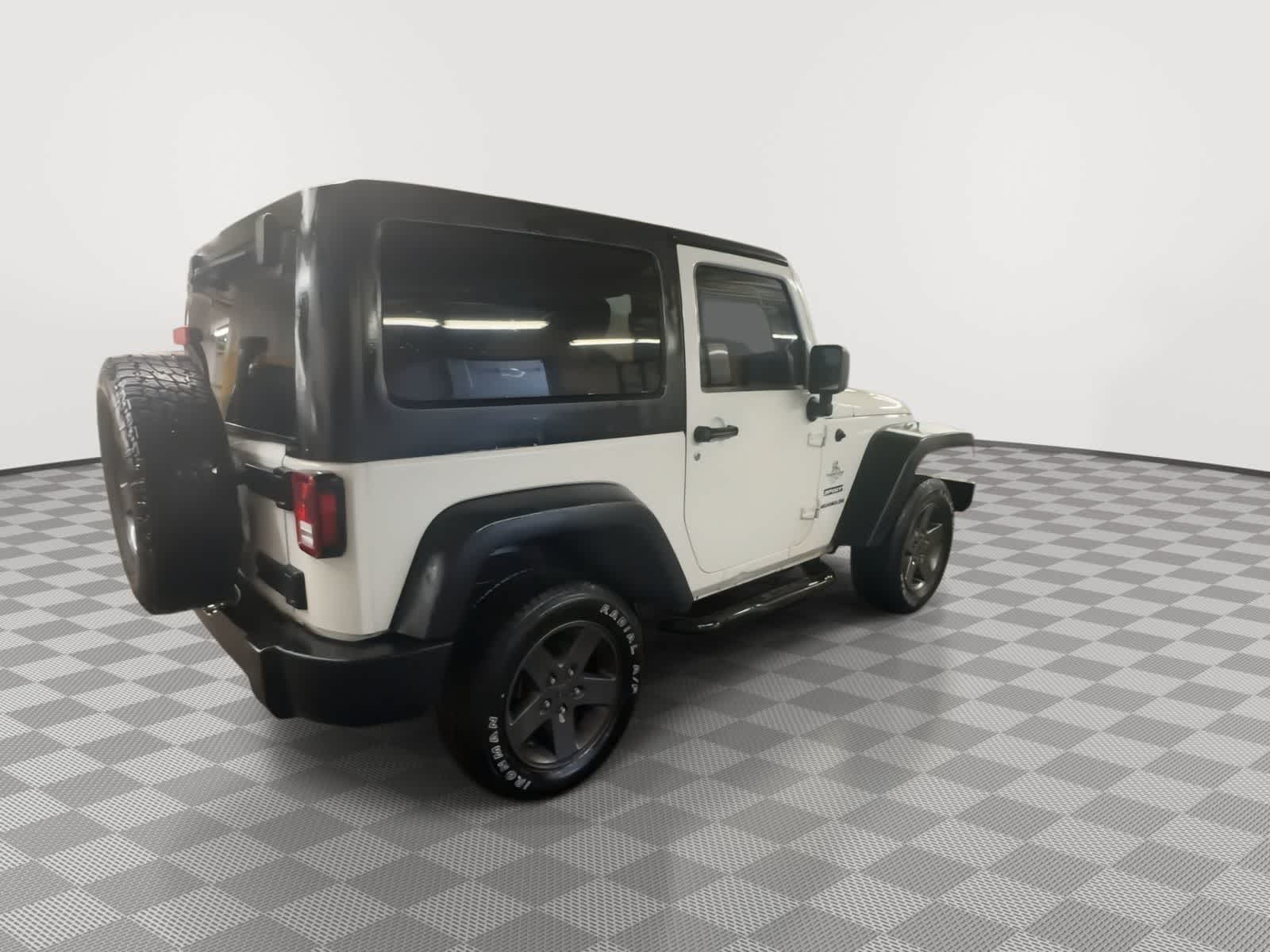 Thumbnail: 2013 Jeep Wrangler - 5