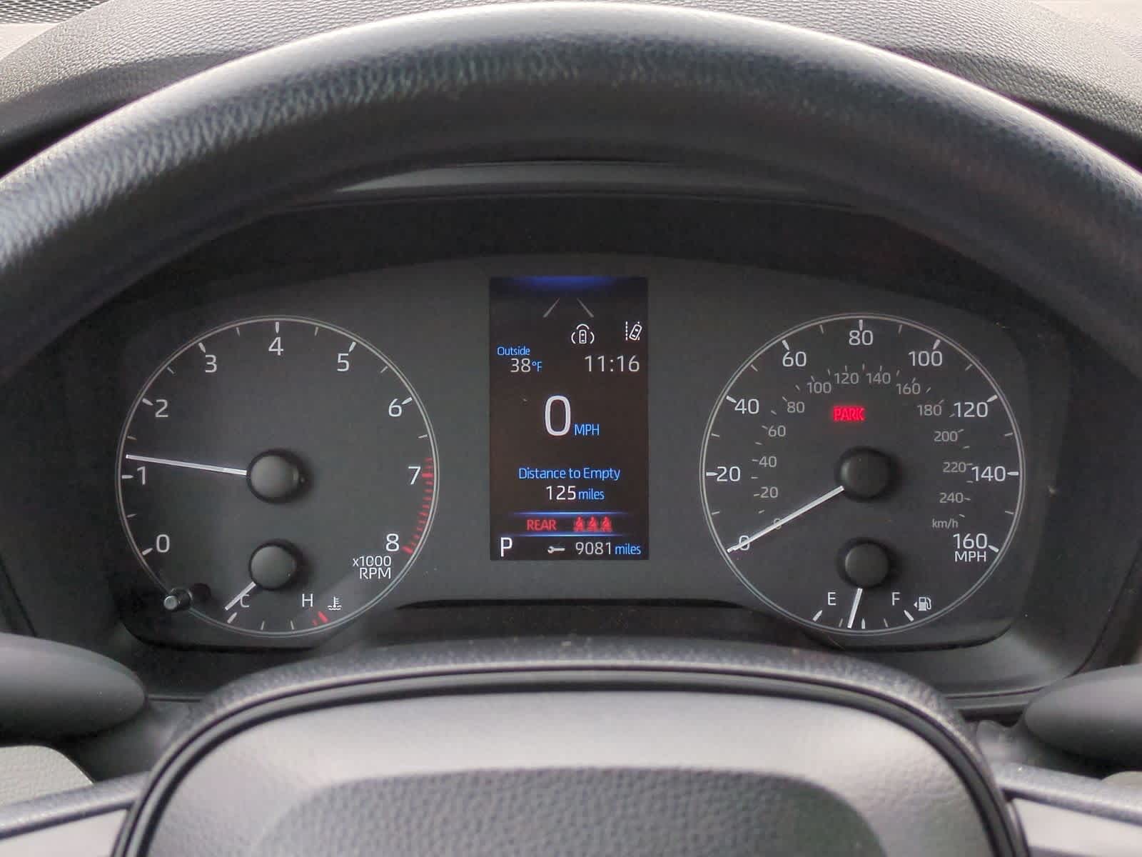 Thumbnail: 2023 Toyota Corolla Cross - 32