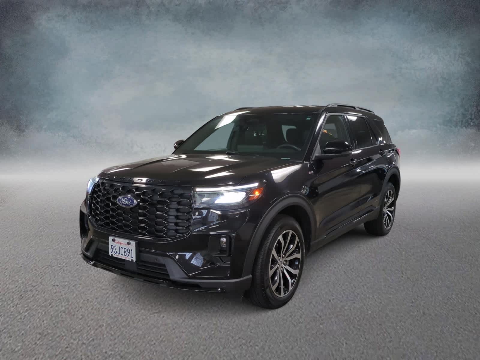 Thumbnail: 2025 Ford Explorer - 4