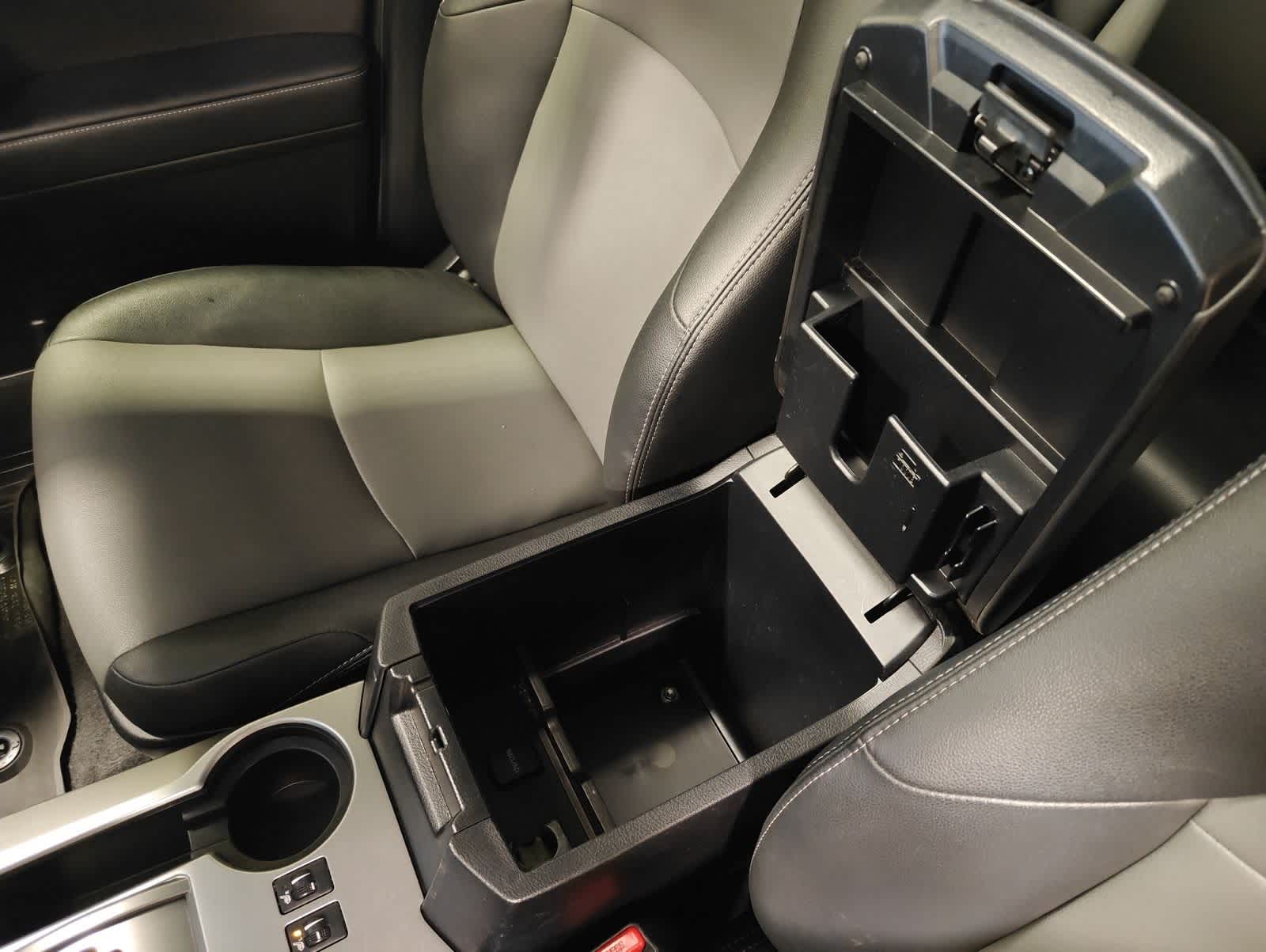 Thumbnail: 2021 Toyota 4Runner - 30