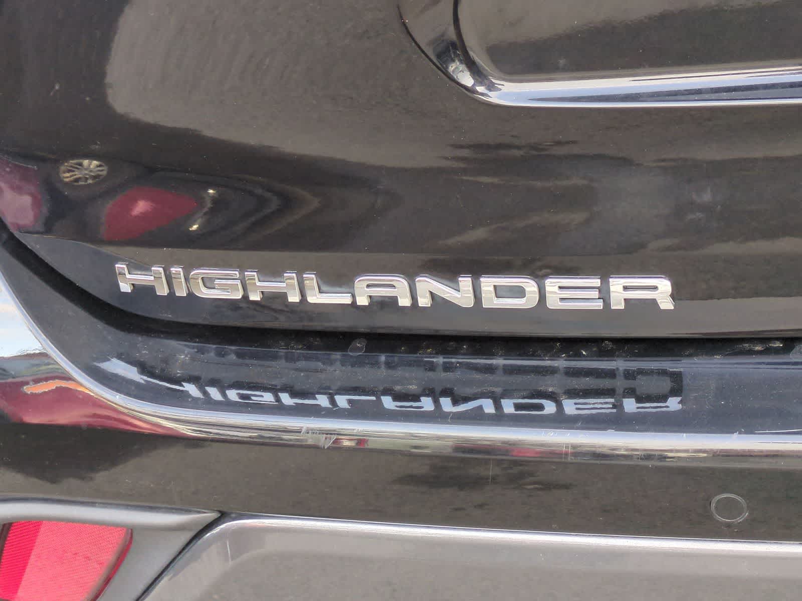 Thumbnail: 2021 Toyota Highlander - 13