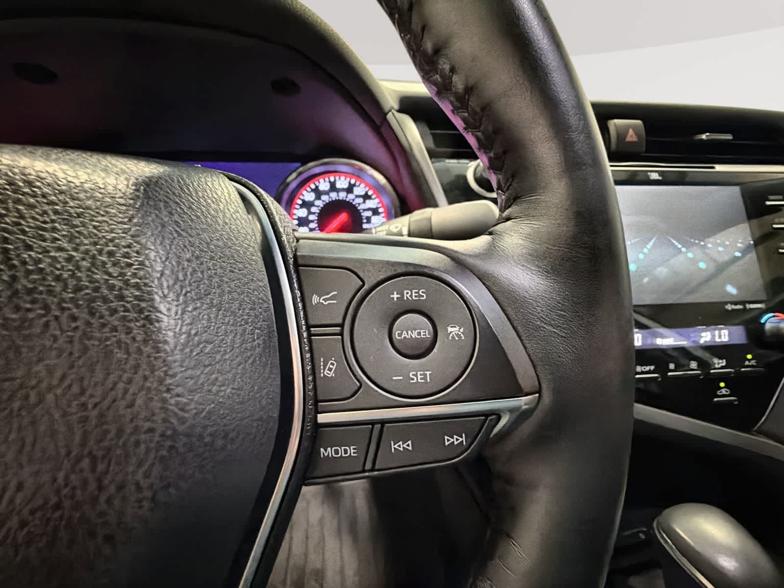 2020 Toyota Camry XSE - Photo 26