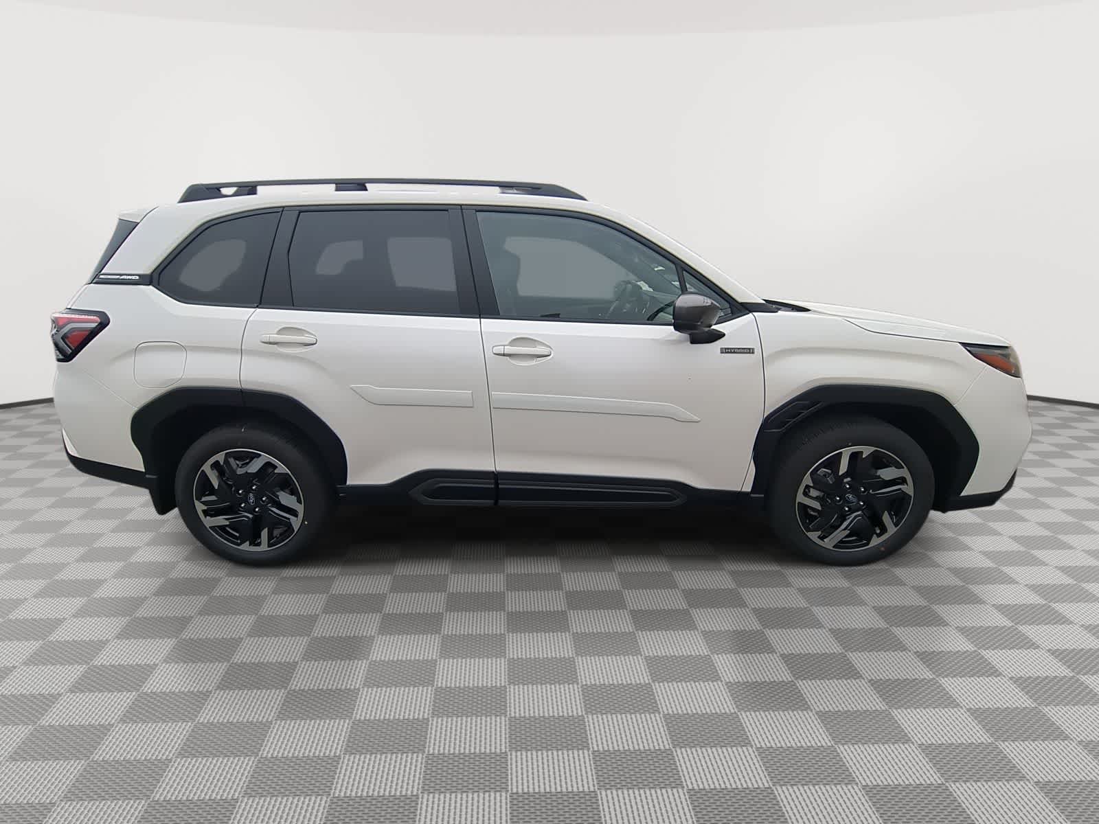 Thumbnail: 2025 Subaru Forester - 10