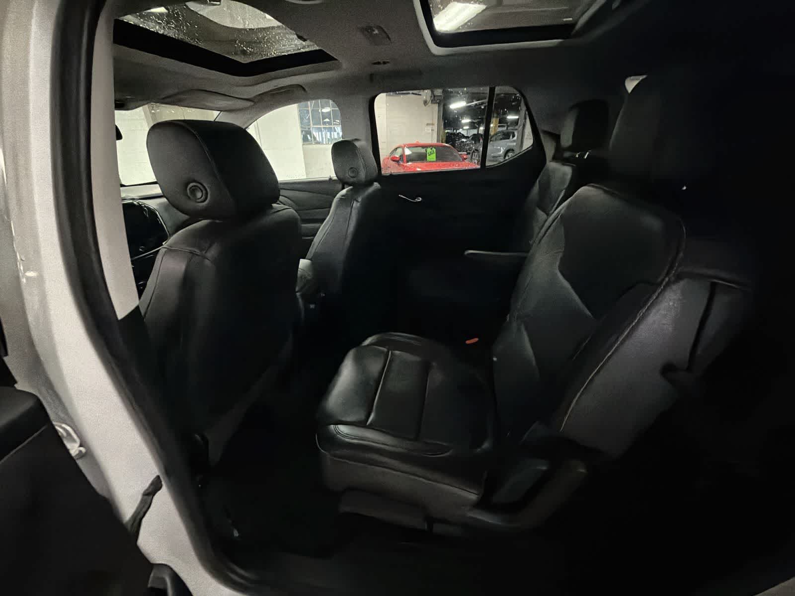 Thumbnail: 2019 Chevrolet Traverse - 21