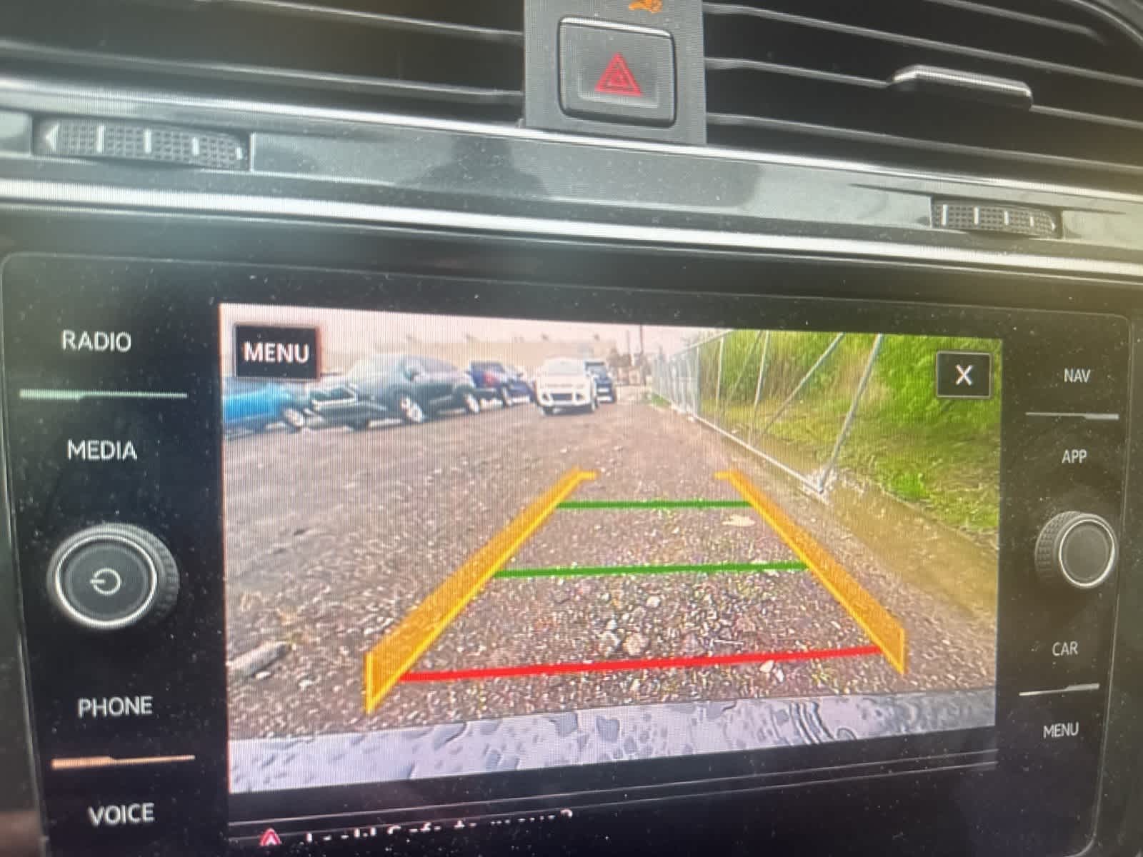 2018 Volkswagen Tiguan SEL 19