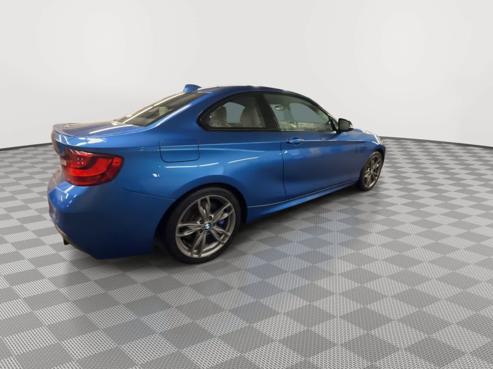 Thumbnail: 2016 BMW 2 Series - 8