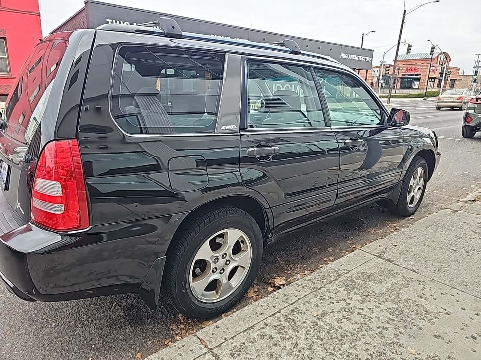 2004 Subaru Forester photo 3