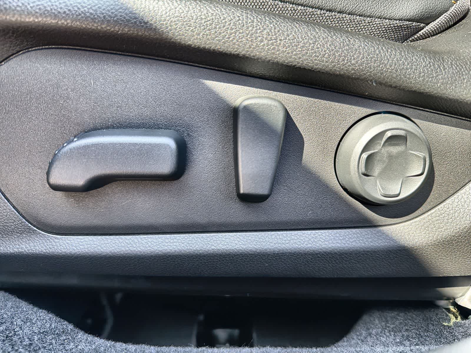 Thumbnail: 2026 Subaru Outback - 18