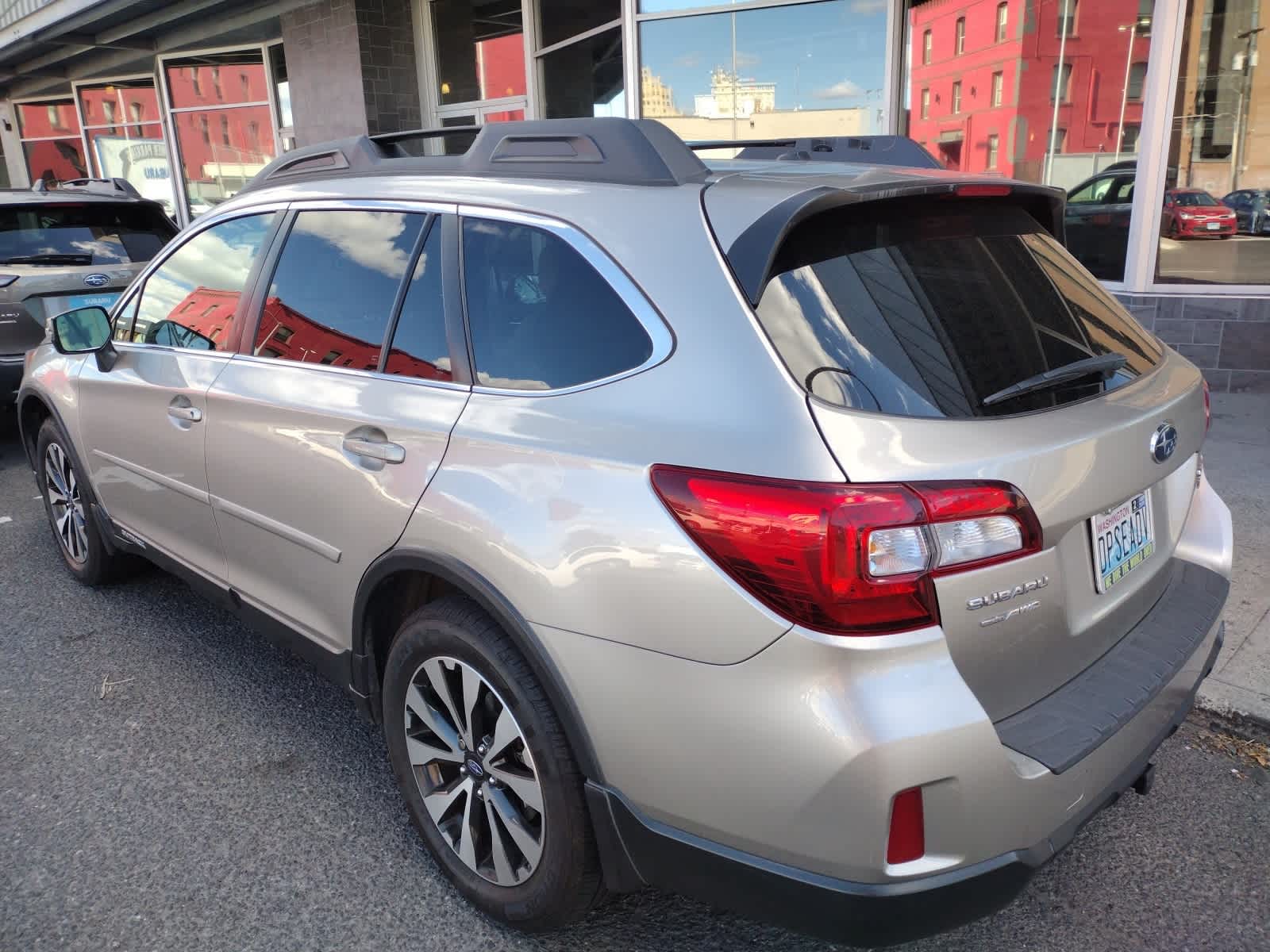 Thumbnail: 2015 Subaru Outback - 4