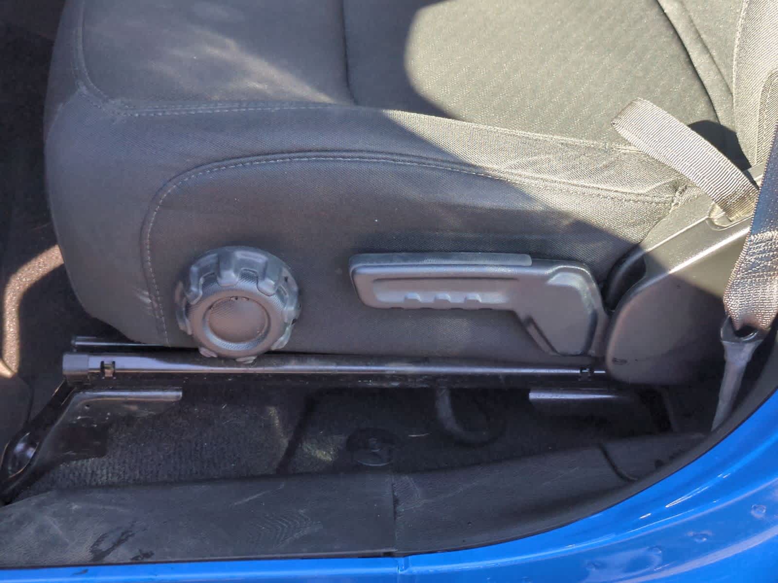 Thumbnail: 2022 Jeep Wrangler - 18