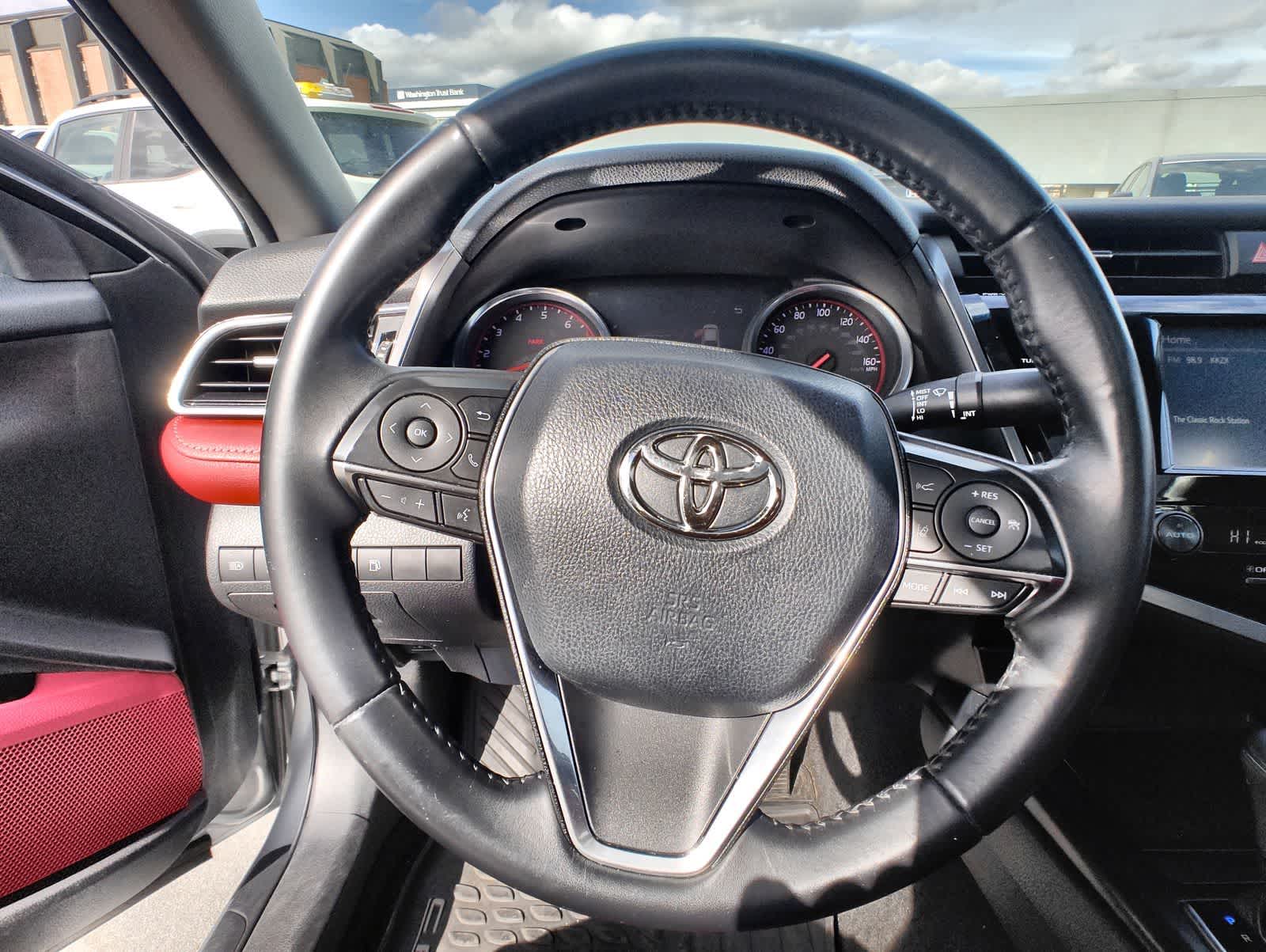 Thumbnail: 2018 Toyota Camry - 24