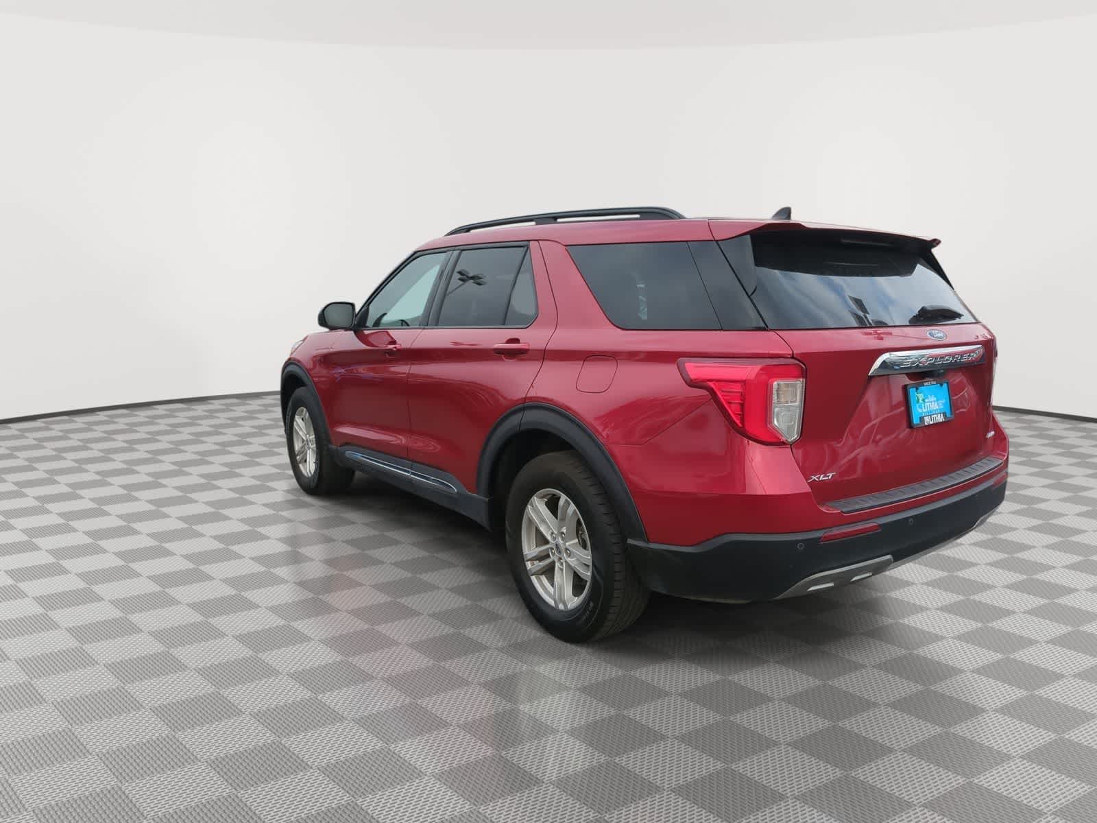 Thumbnail: 2021 Ford Explorer - 6