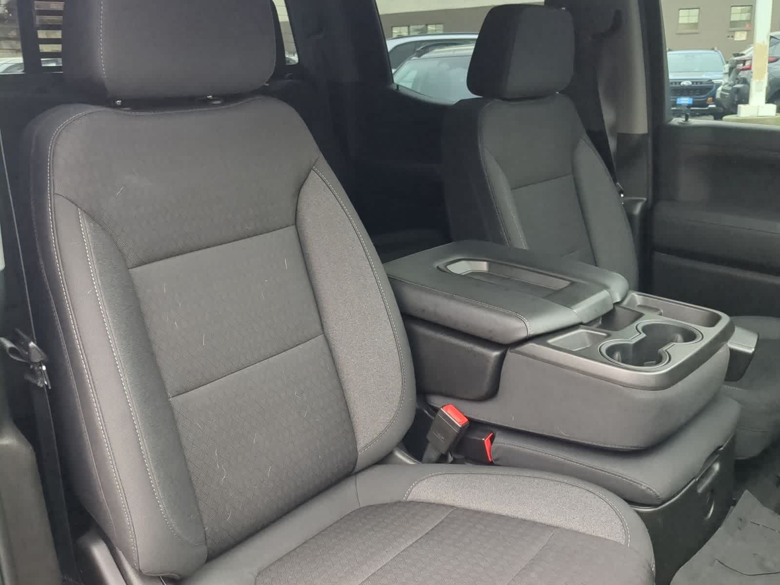 Thumbnail: 2021 Chevrolet Silverado 1500 - 21