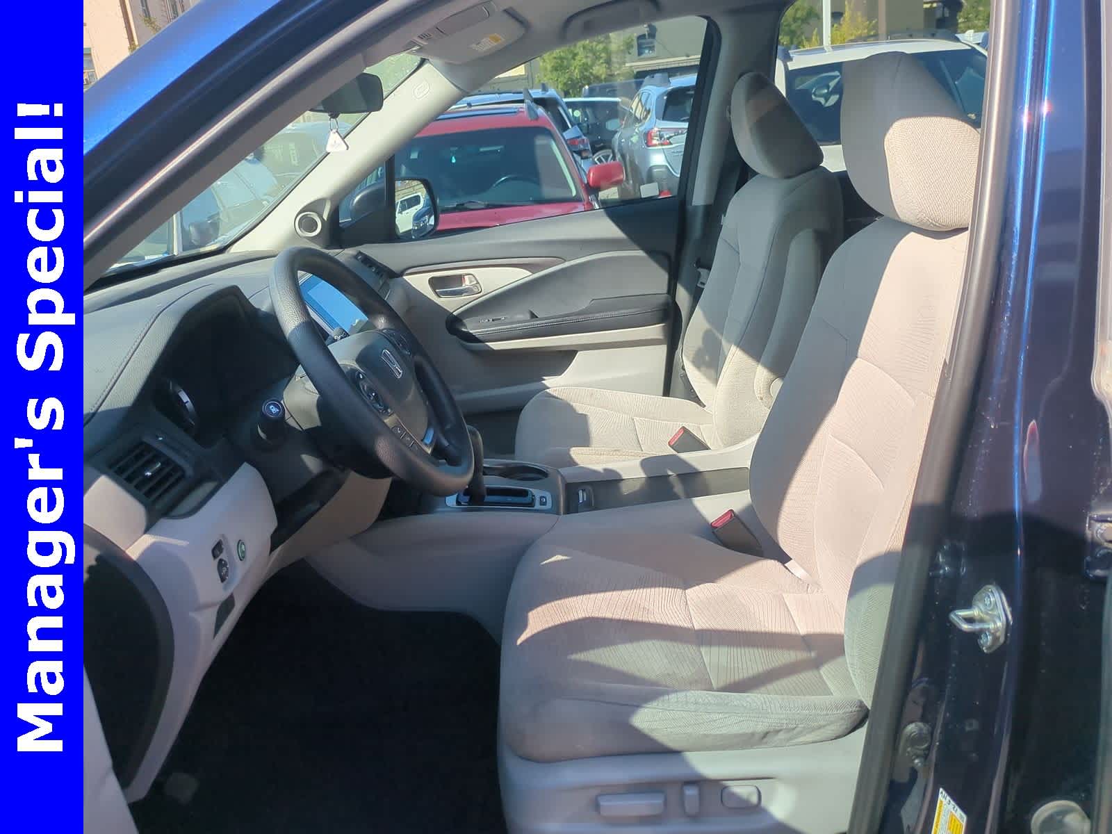 Thumbnail: 2018 Honda Pilot - 17