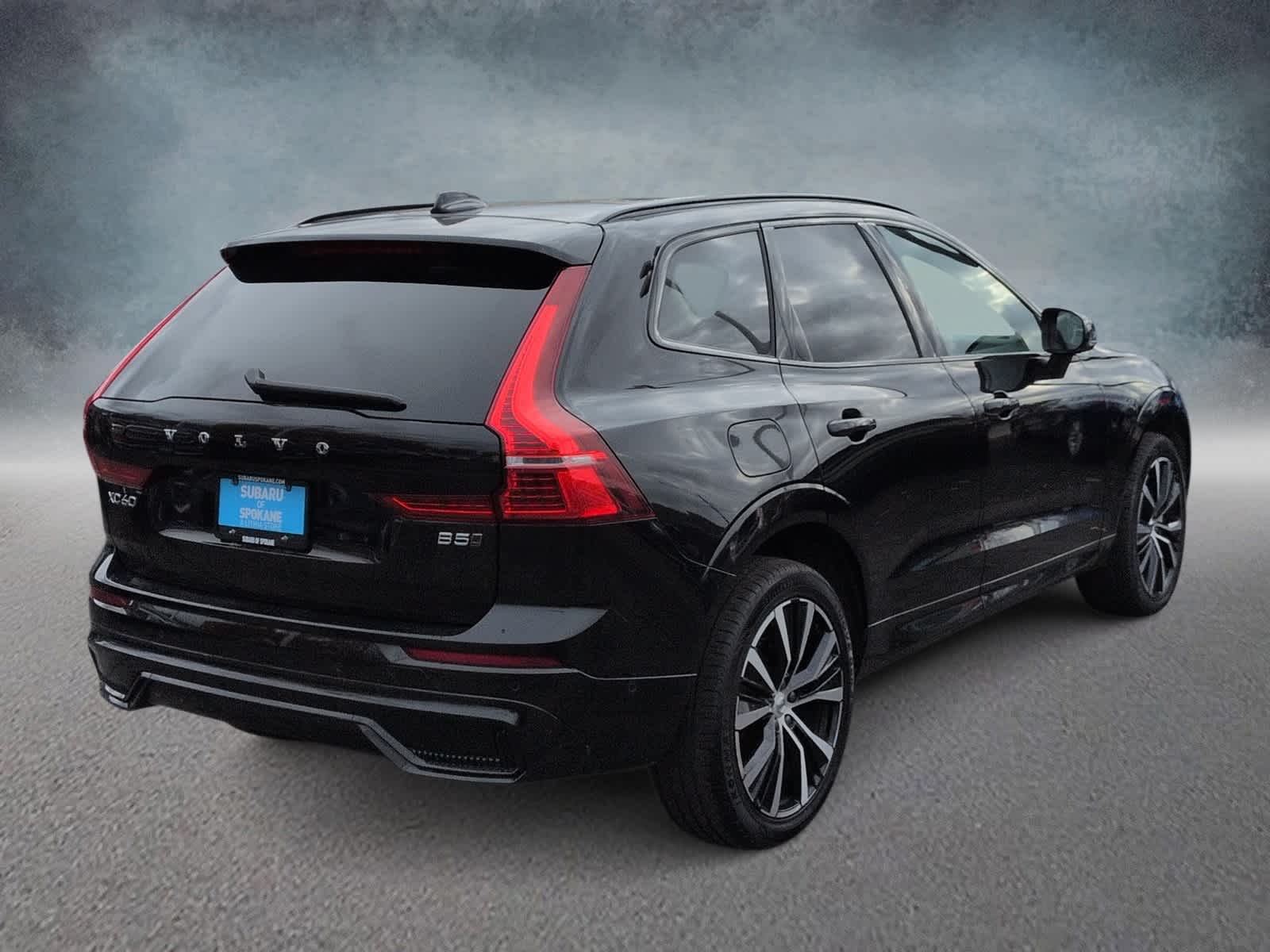 Thumbnail: 2024 Volvo XC60 - 8