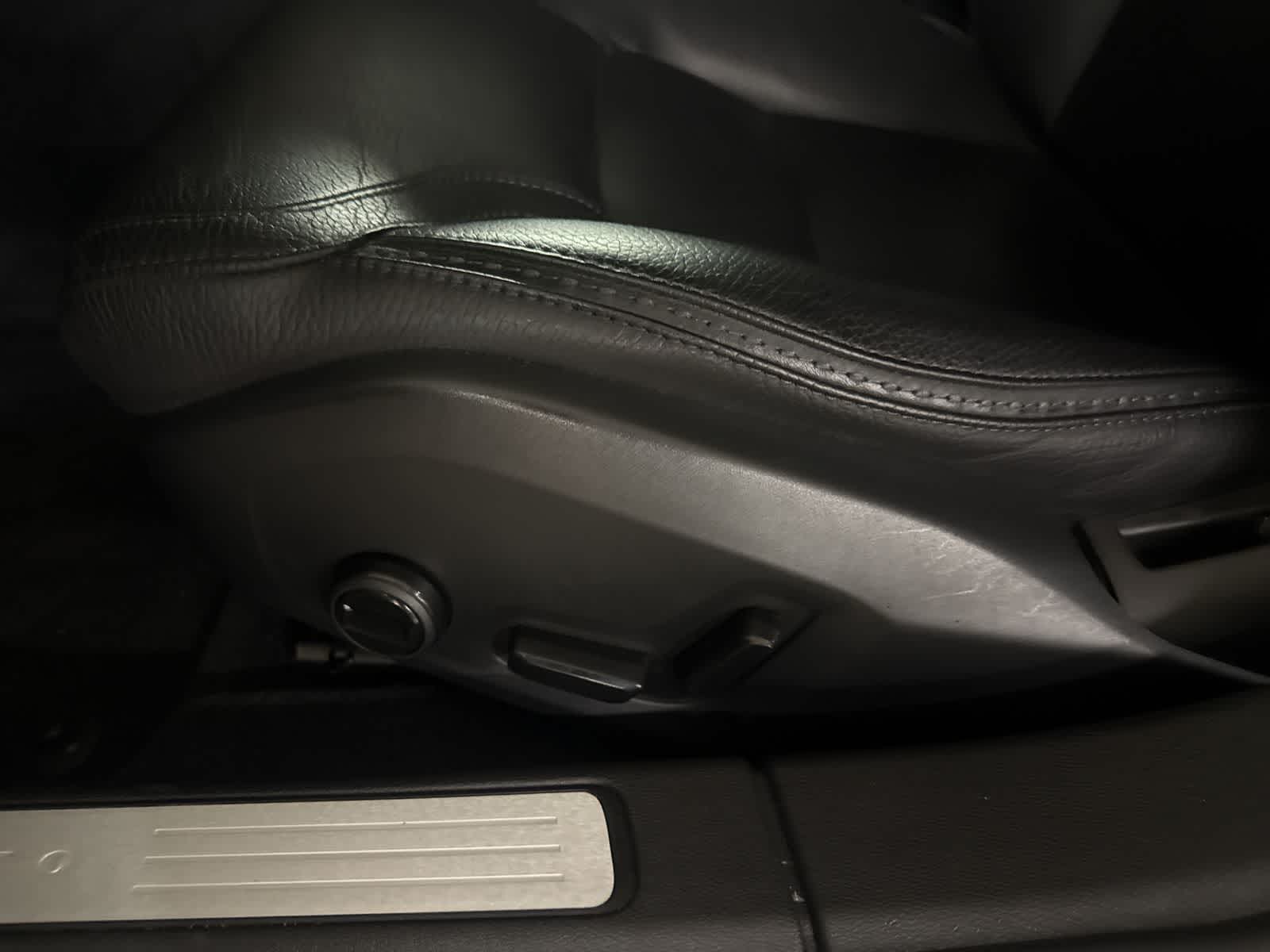 Thumbnail: 2020 Volvo S60 - 16