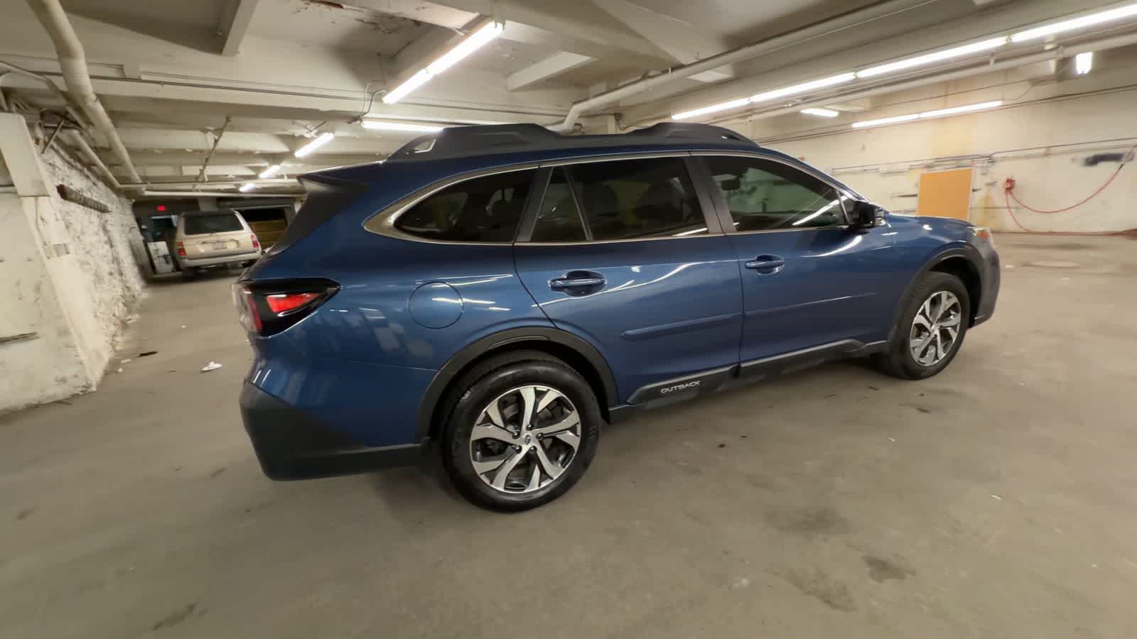 Thumbnail: 2022 Subaru Outback - 9