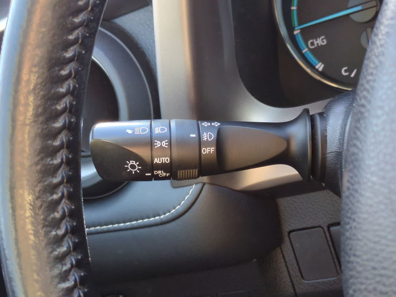 Thumbnail: 2018 Toyota RAV4 - 27