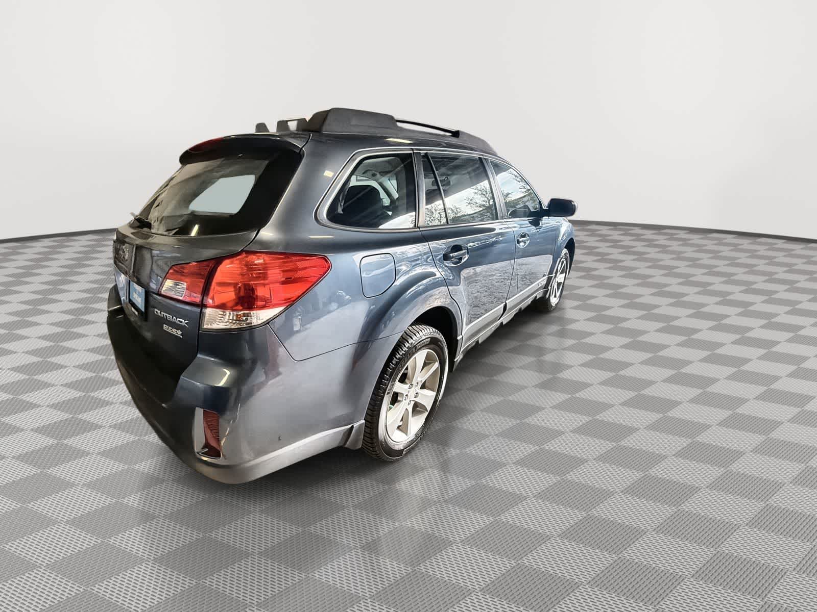 Thumbnail: 2014 Subaru Outback - 8