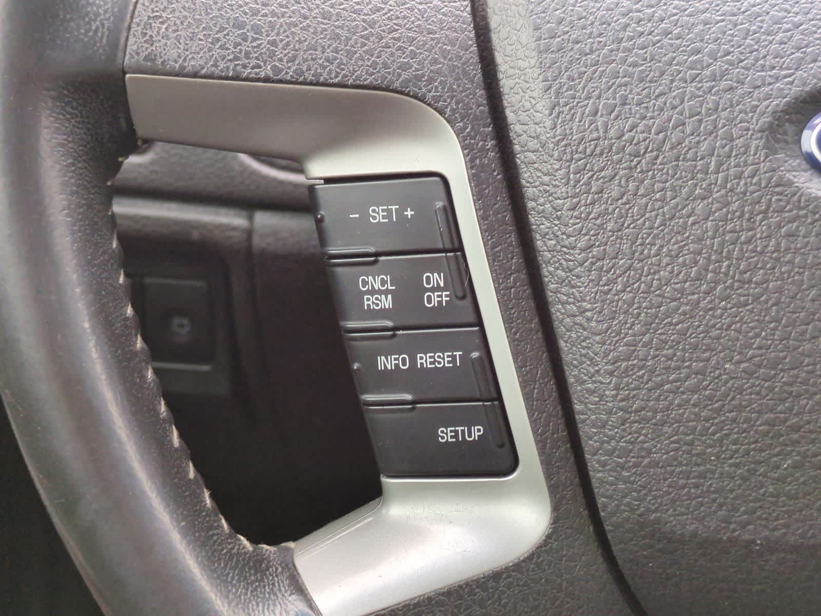 Thumbnail: 2012 Ford Fusion - 25