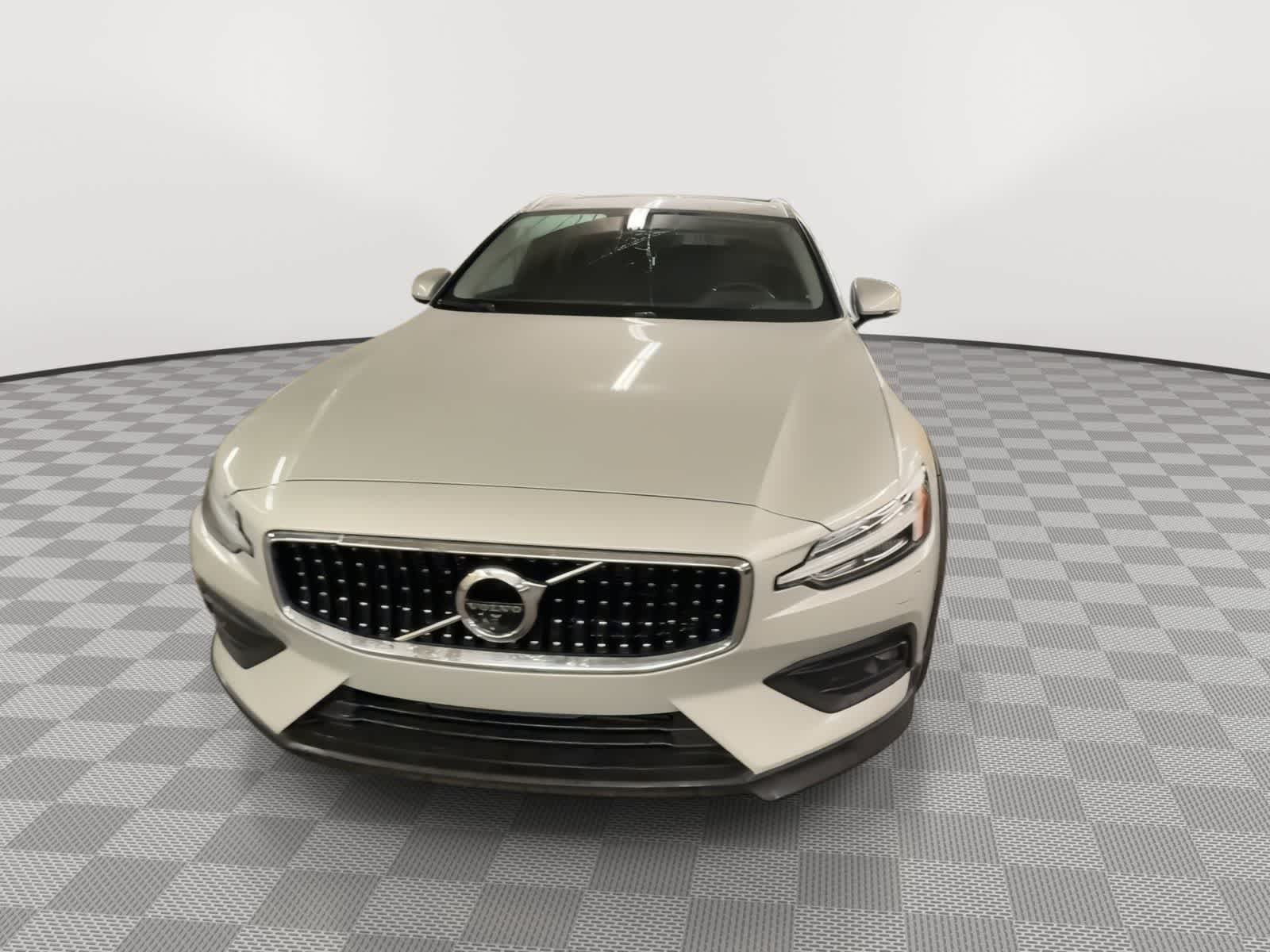 Thumbnail: 2020 Volvo S60 - 3