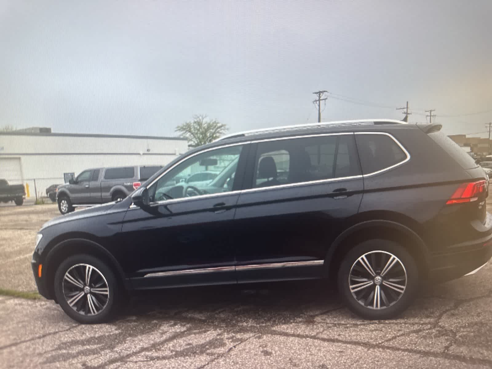 2018 Volkswagen Tiguan SEL 2