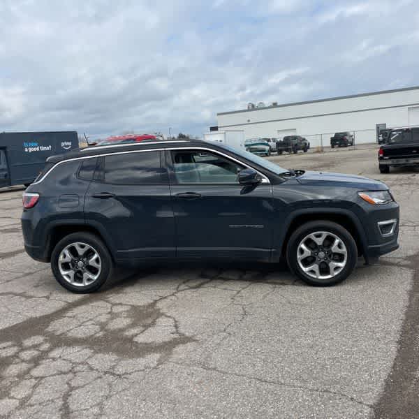 Thumbnail: 2018 Jeep Compass - 10