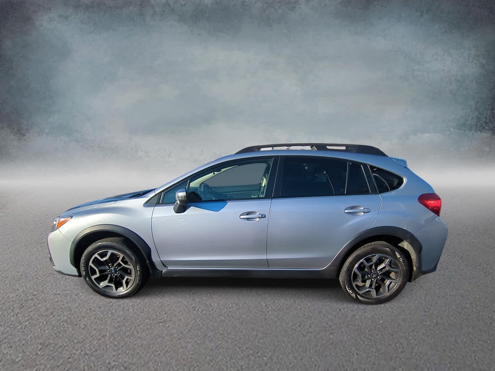Thumbnail: 2016 Subaru Crosstrek - 5