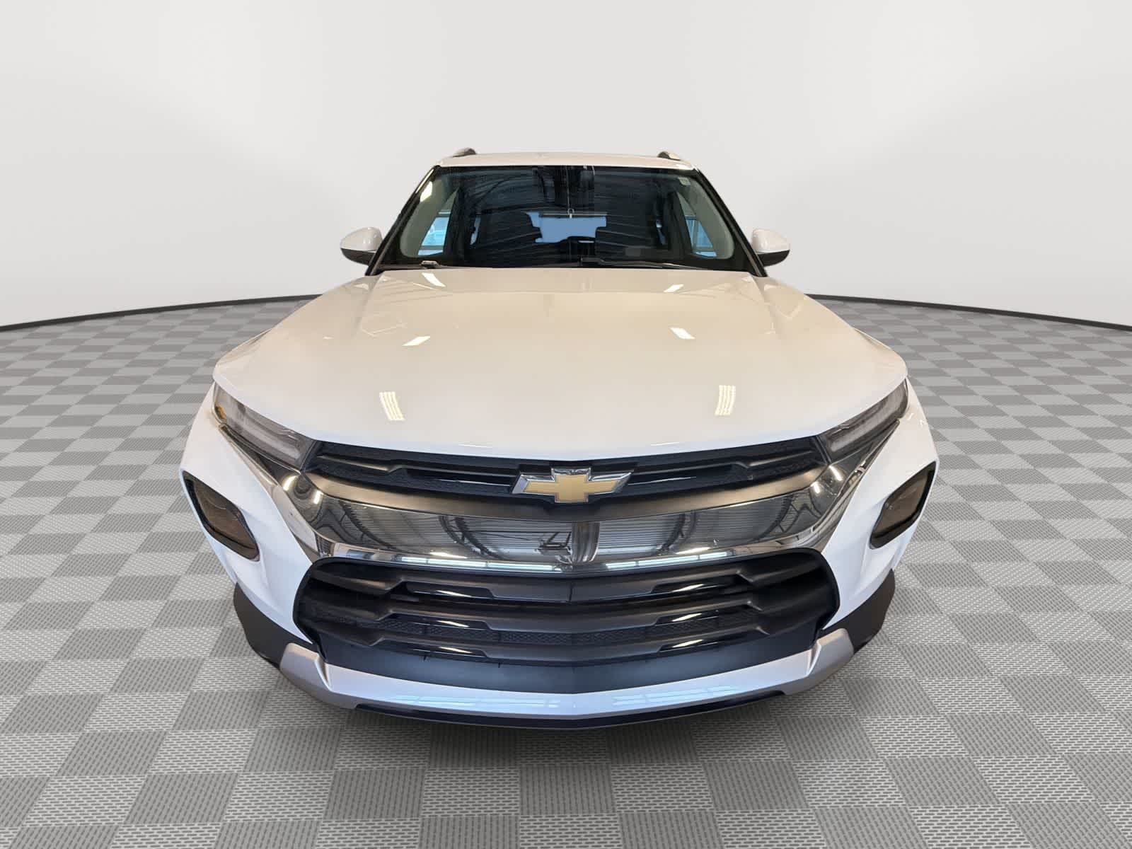 Thumbnail: 2021 Chevrolet TrailBlazer - 3