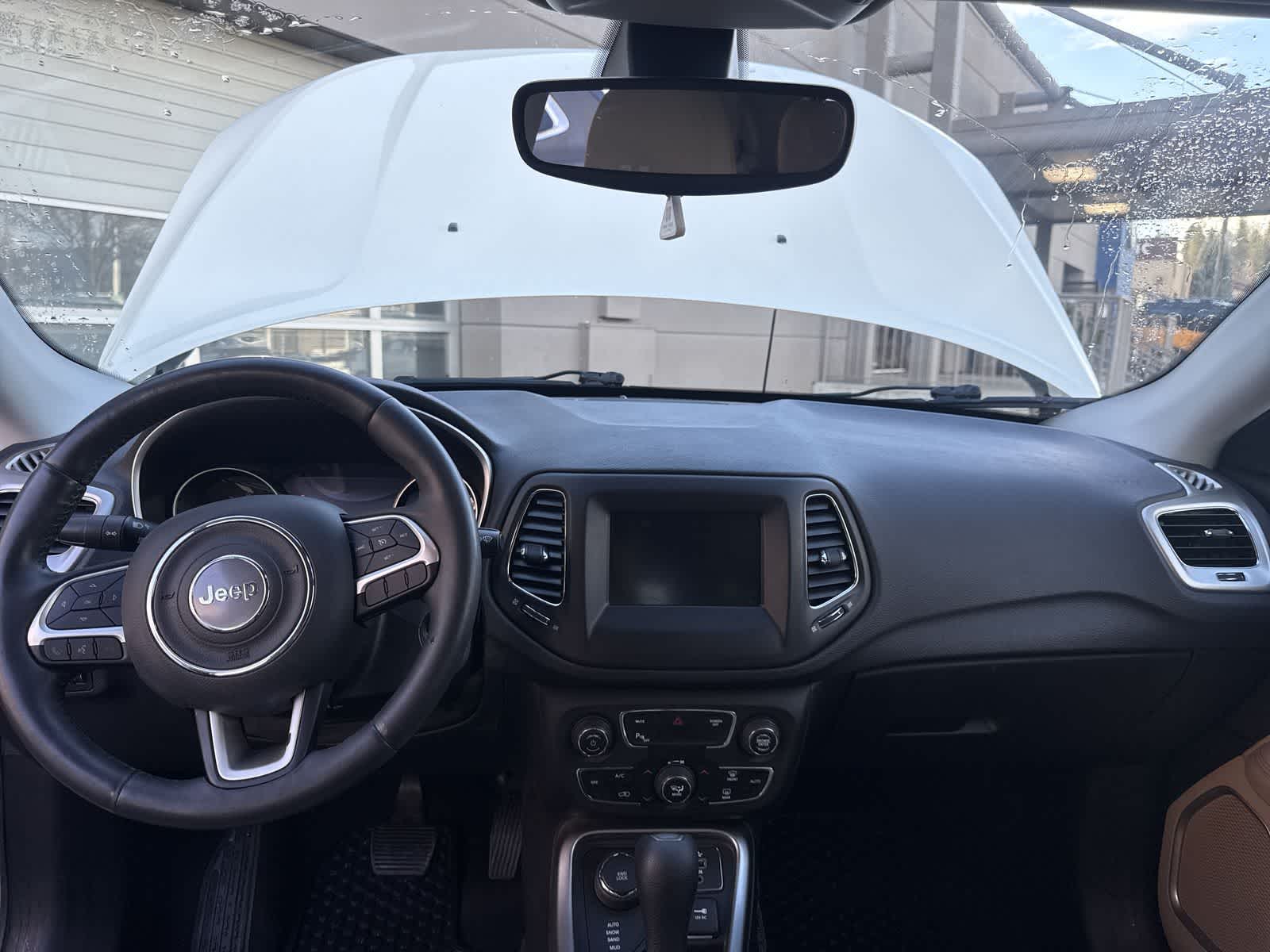 Thumbnail: 2018 Jeep Compass - 17