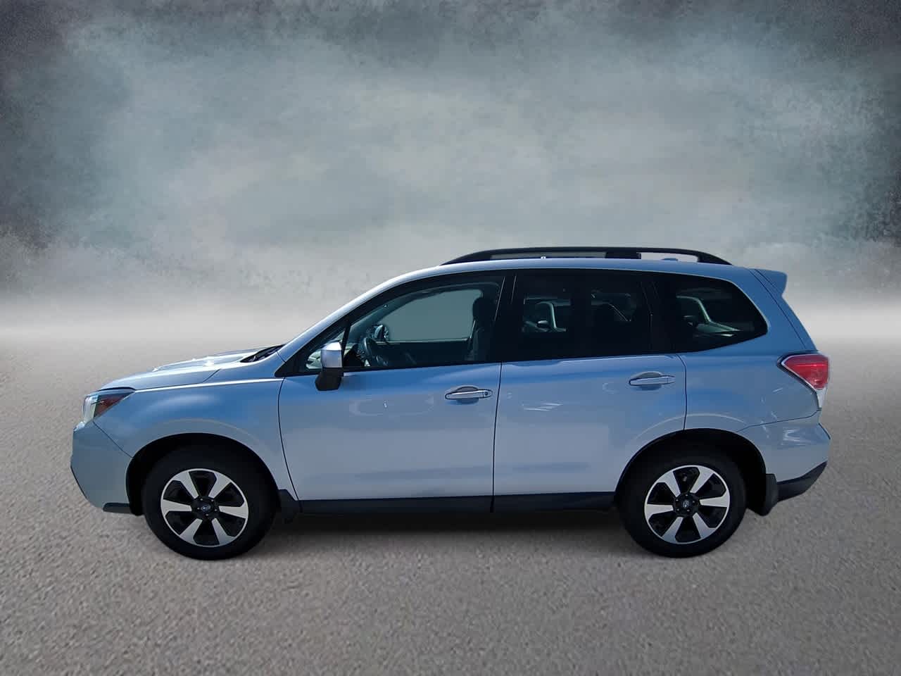 Thumbnail: 2017 Subaru Forester - 5