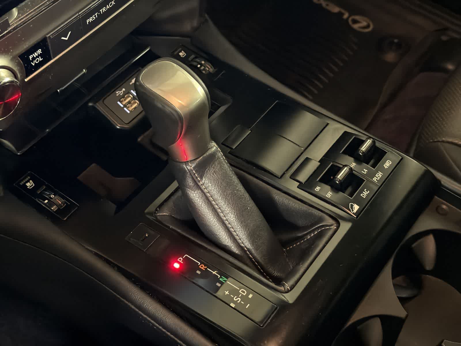 Thumbnail: 2020 Lexus GX - 34