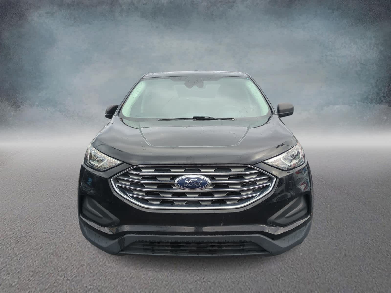 2022 Ford Edge SE photo 2