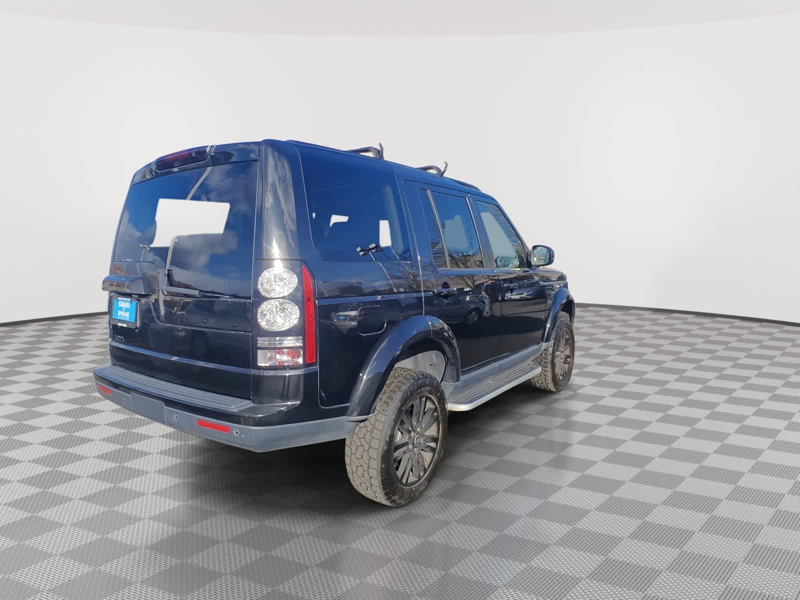 Thumbnail: 2015 Land Rover LR4 - 8