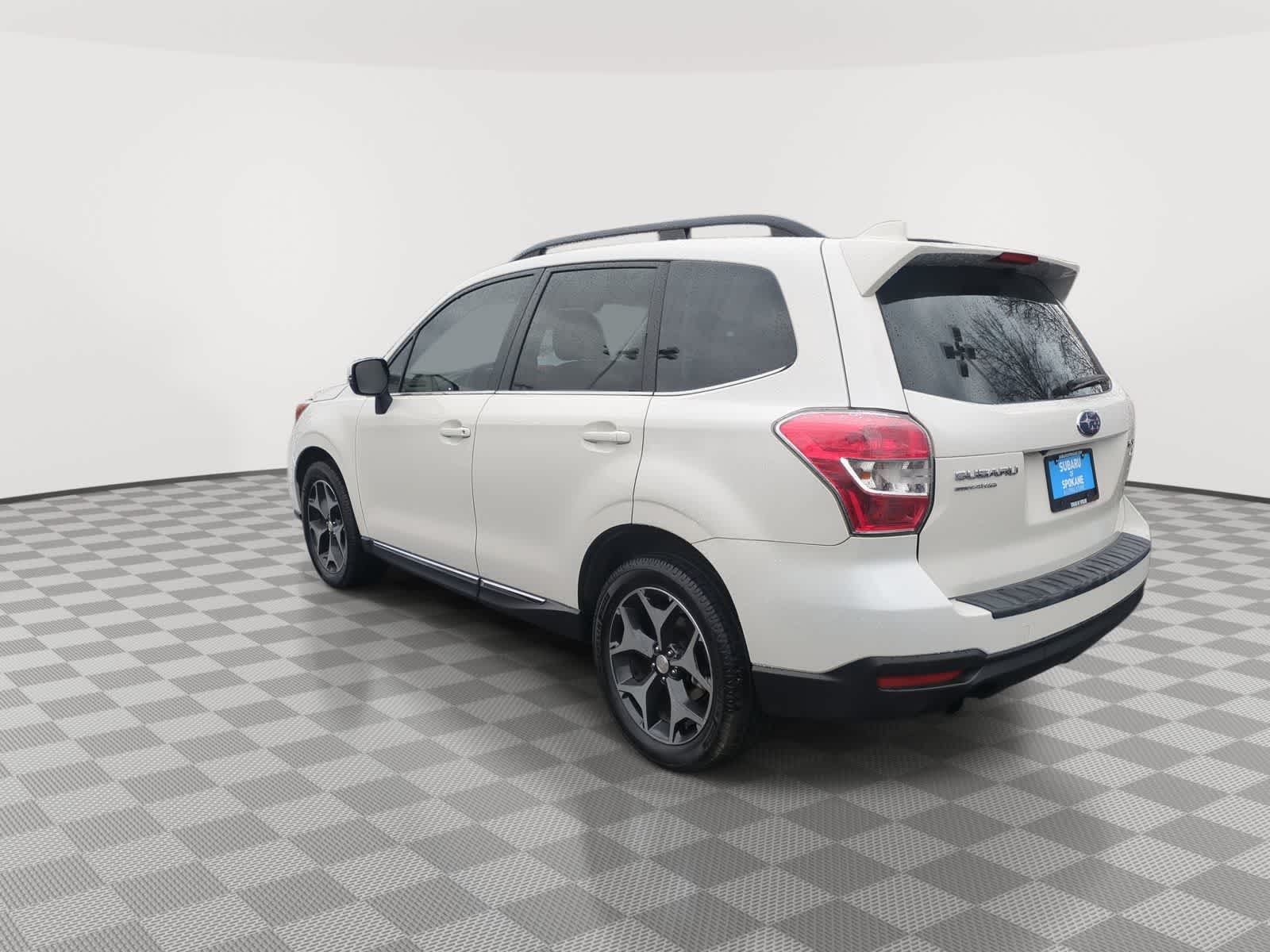 Thumbnail: 2016 Subaru Forester - 6