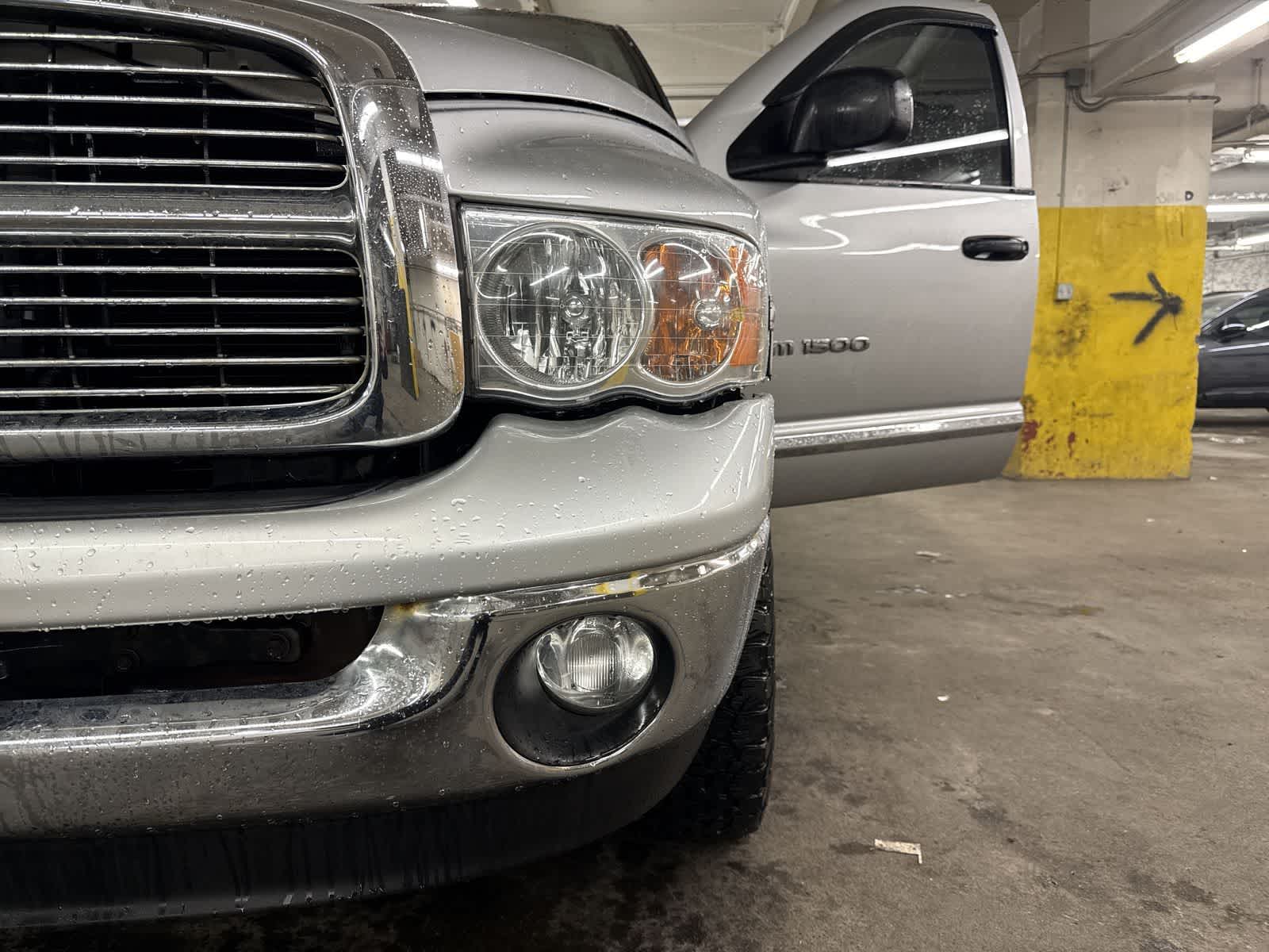 Thumbnail: 2005 Dodge Ram 1500 - 11