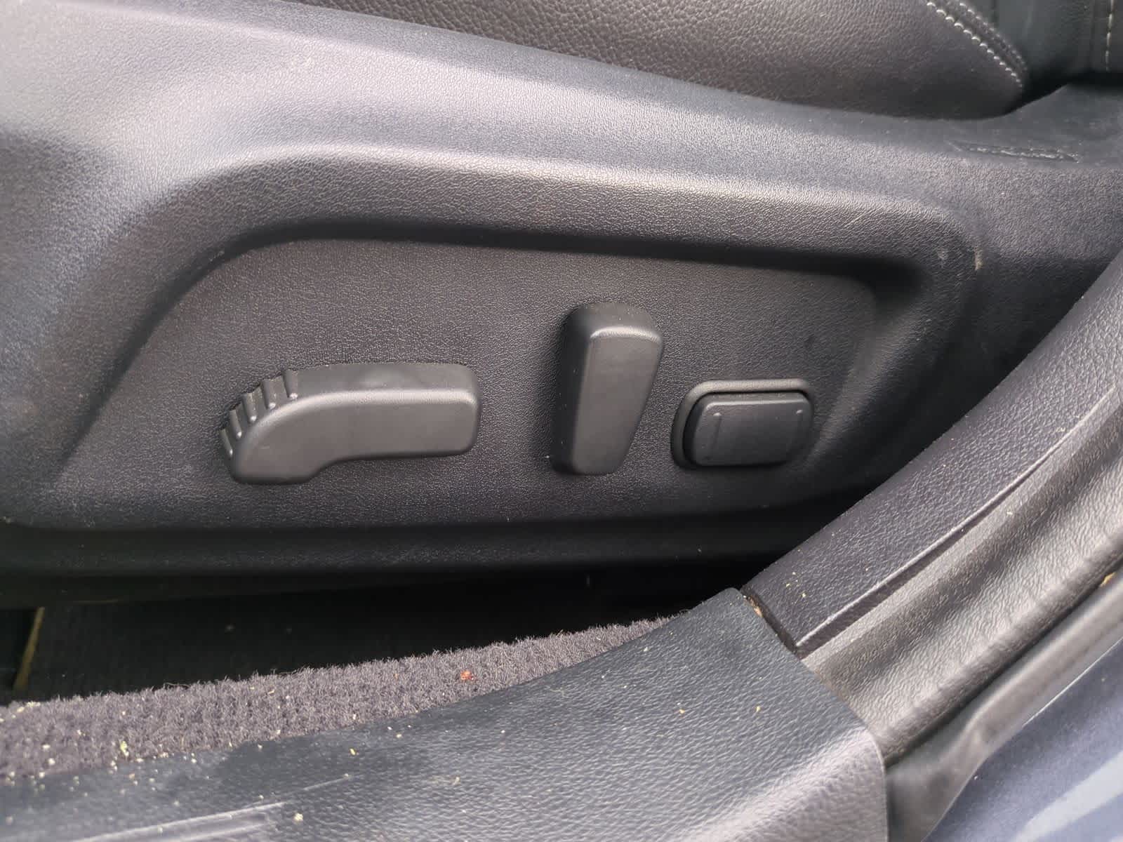 Thumbnail: 2016 Subaru Outback - 18