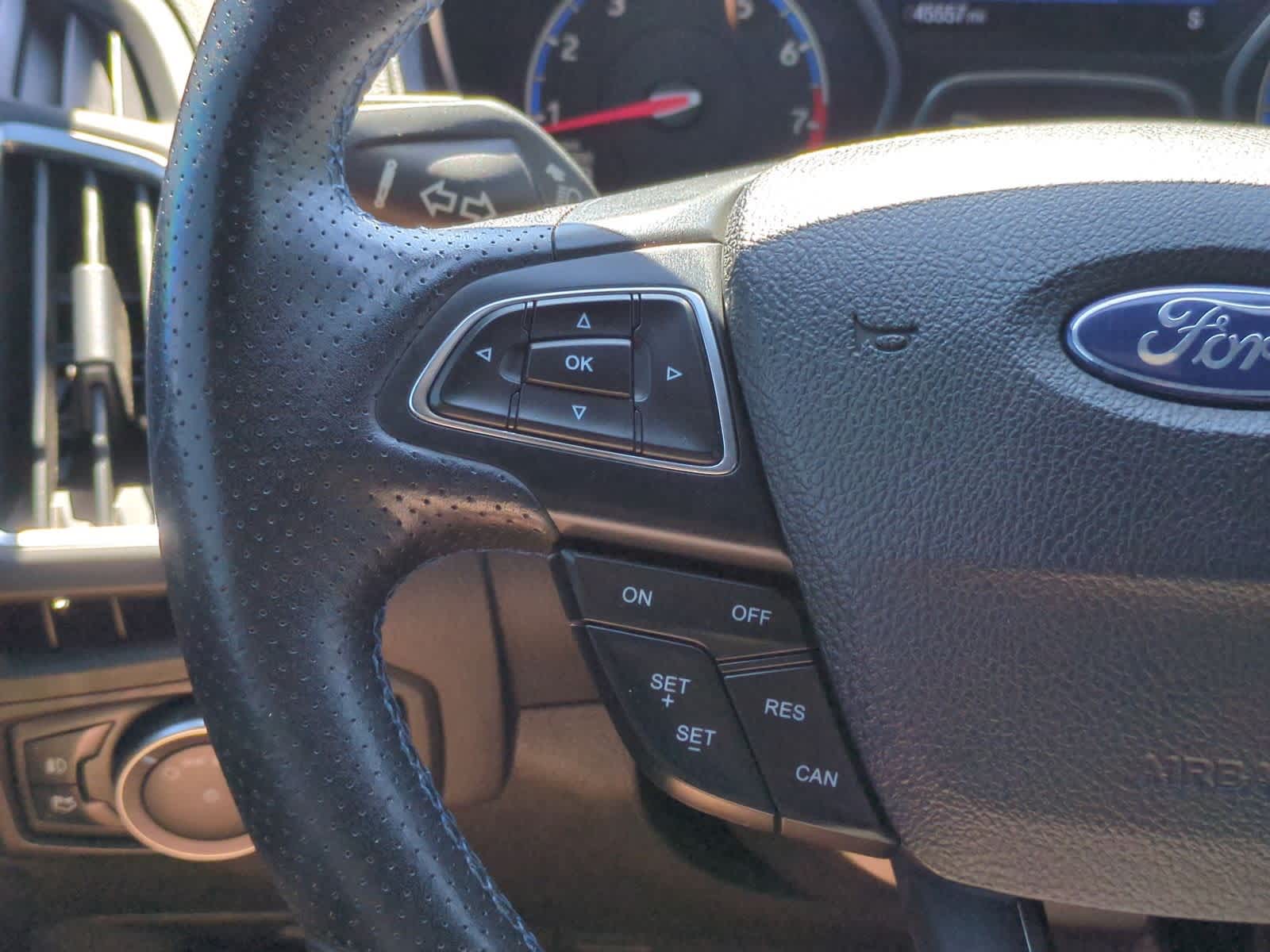 Thumbnail: 2016 Ford Focus - 25