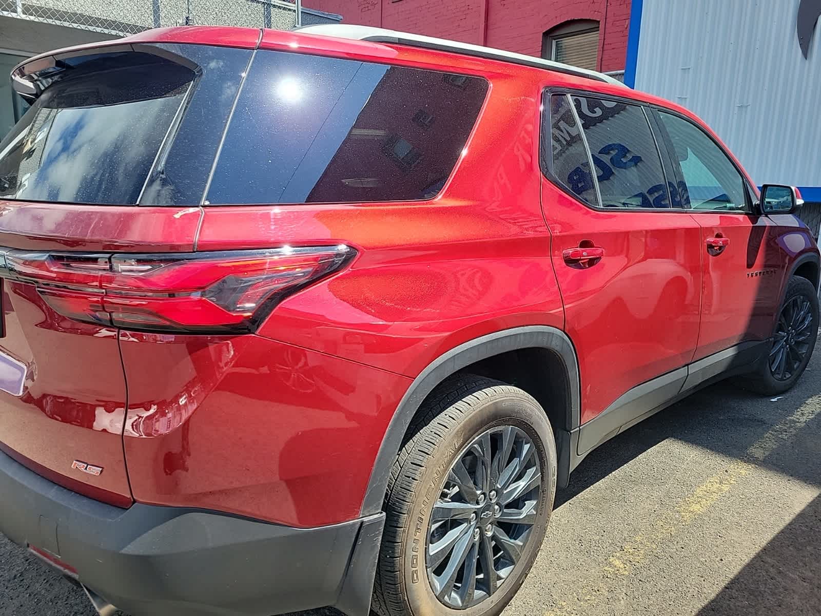 Thumbnail: 2023 Chevrolet Traverse - 3