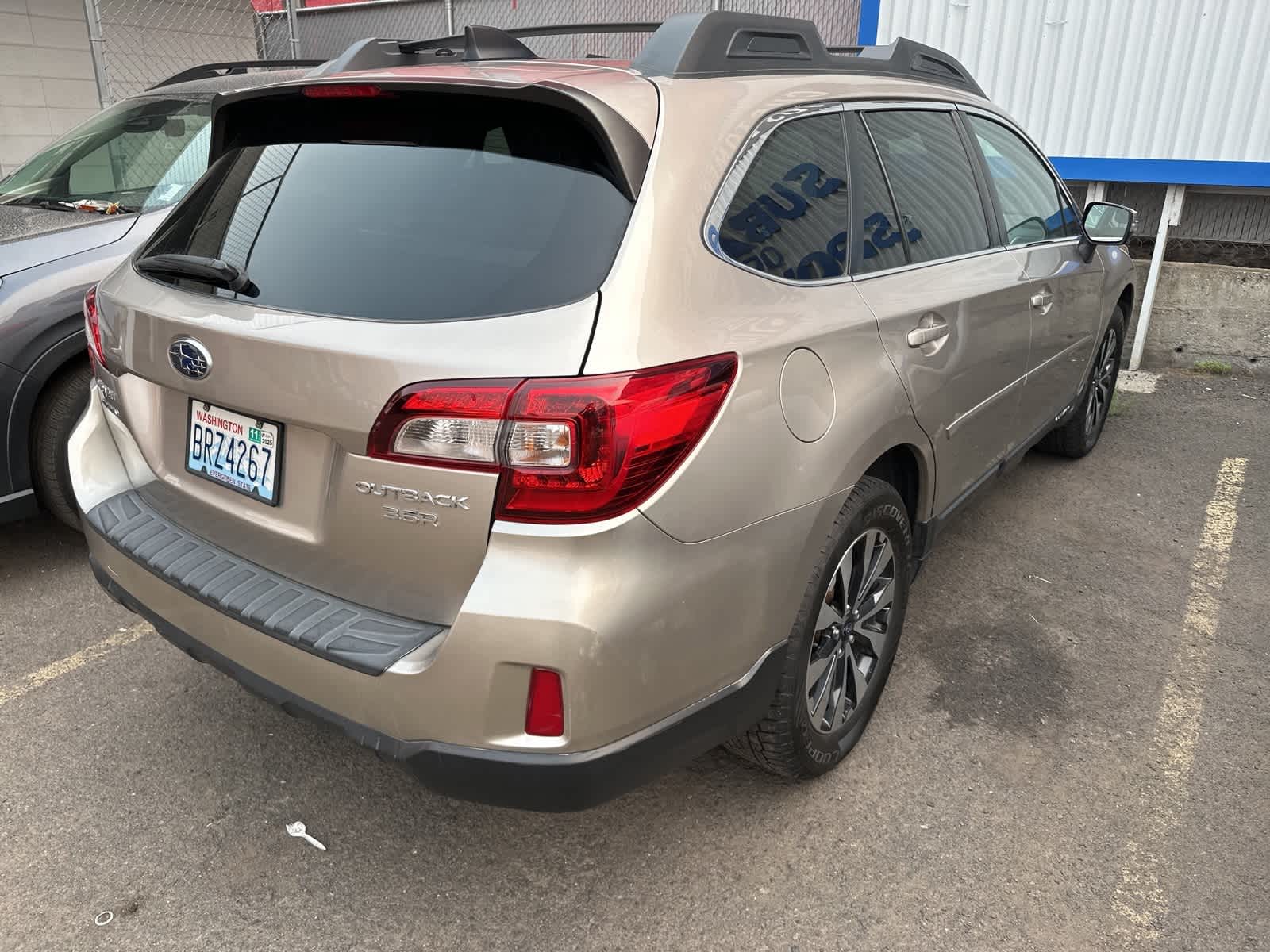Thumbnail: 2016 Subaru Outback - 3