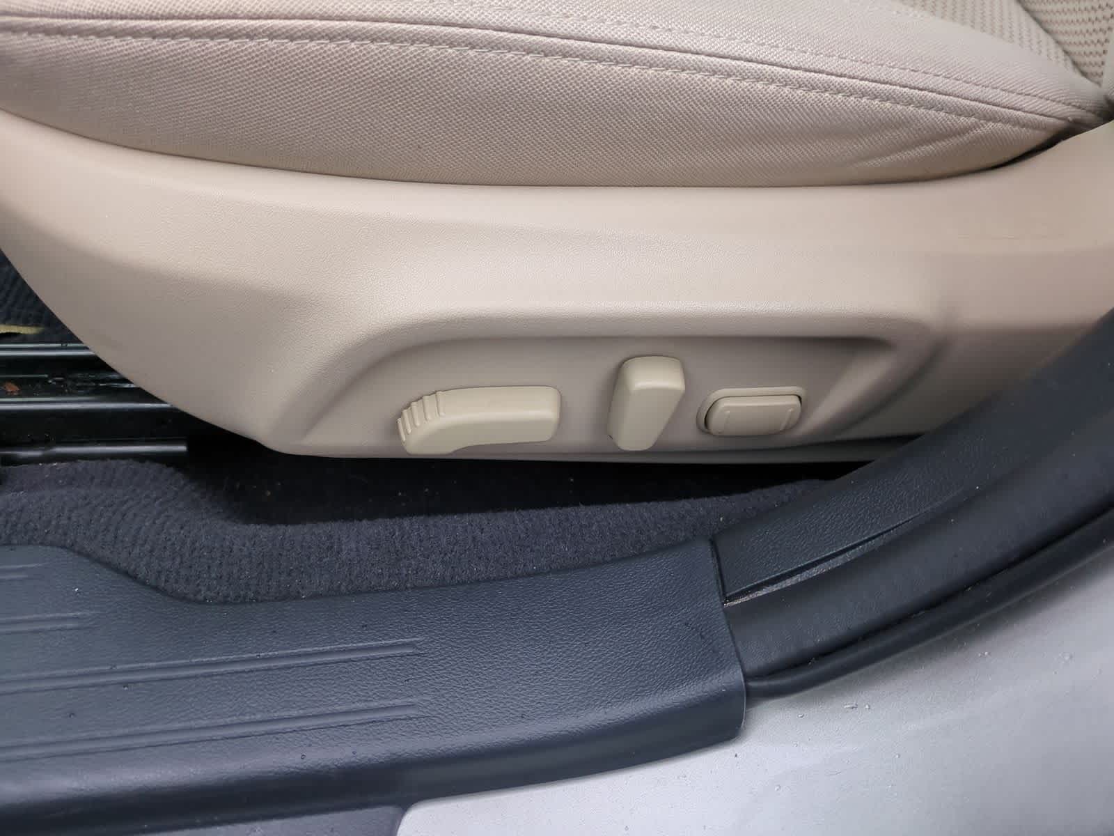 Thumbnail: 2019 Subaru Outback - 18