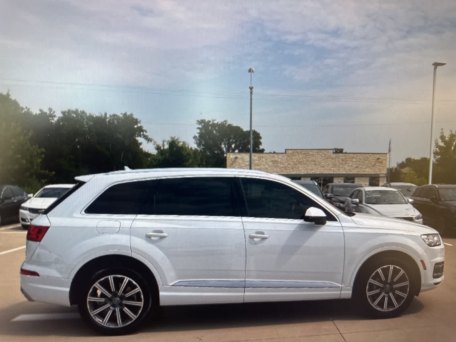 Thumbnail: 2018 Audi Q7 - 6