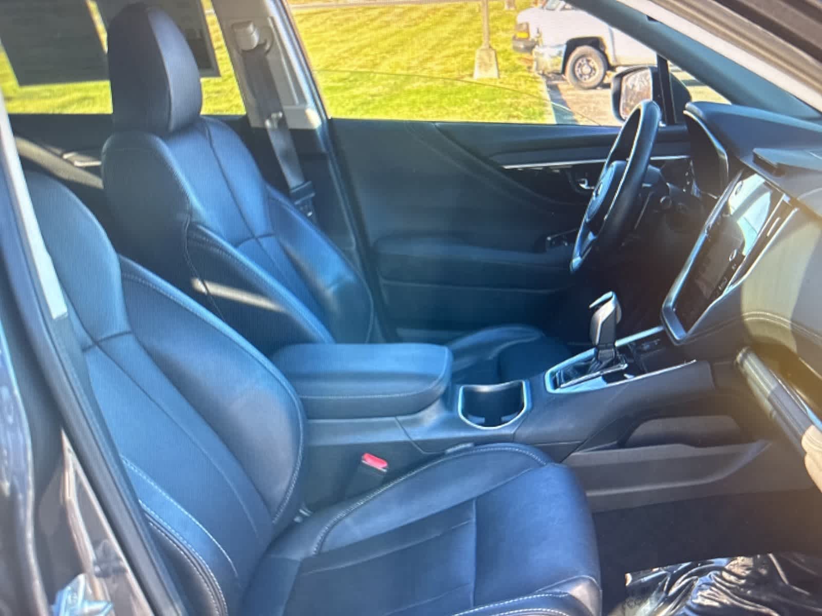 Thumbnail: 2022 Subaru Outback - 10