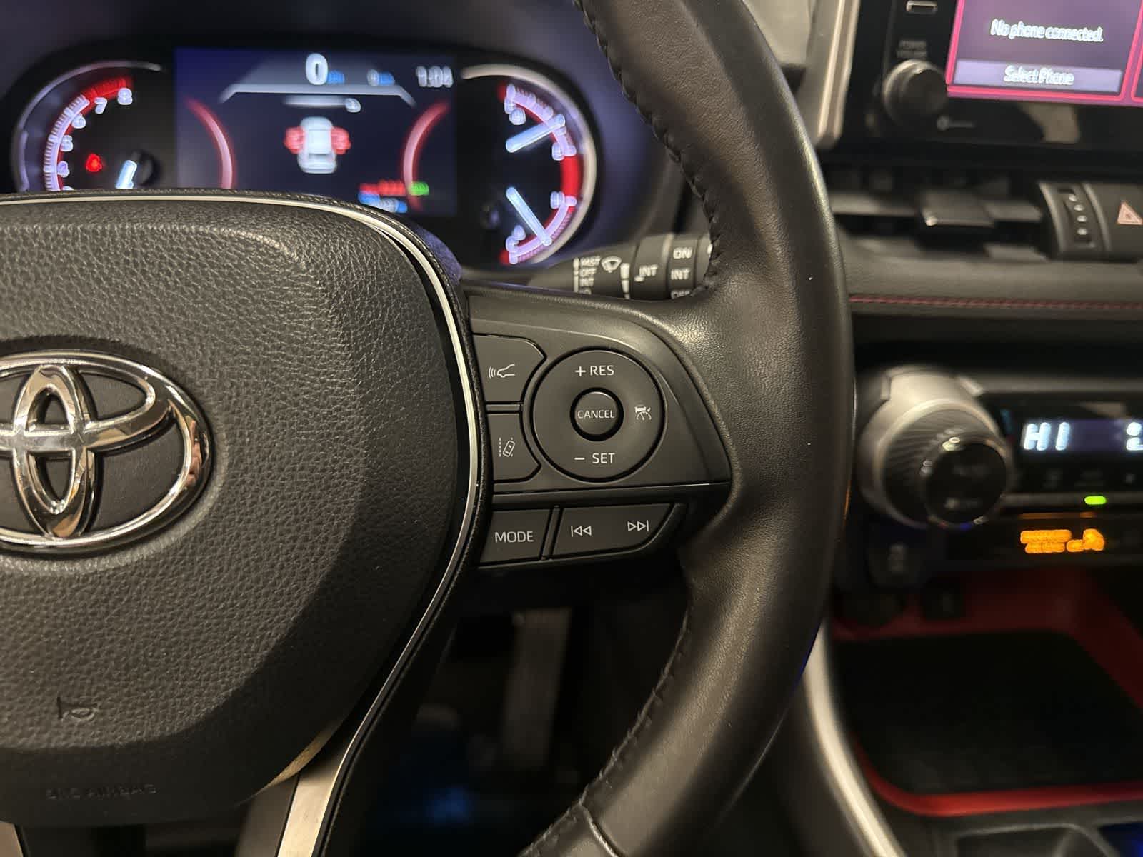 Thumbnail: 2020 Toyota RAV4 - 27