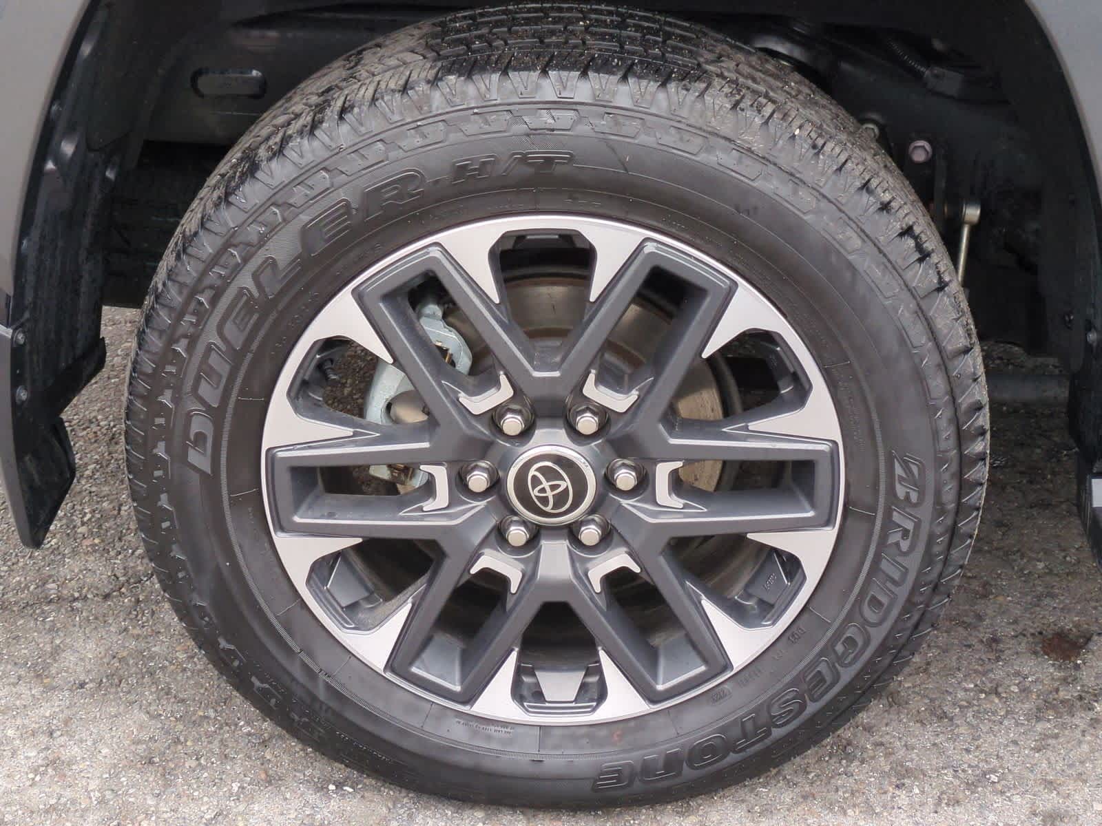 Thumbnail: 2023 Toyota Sequoia - 14