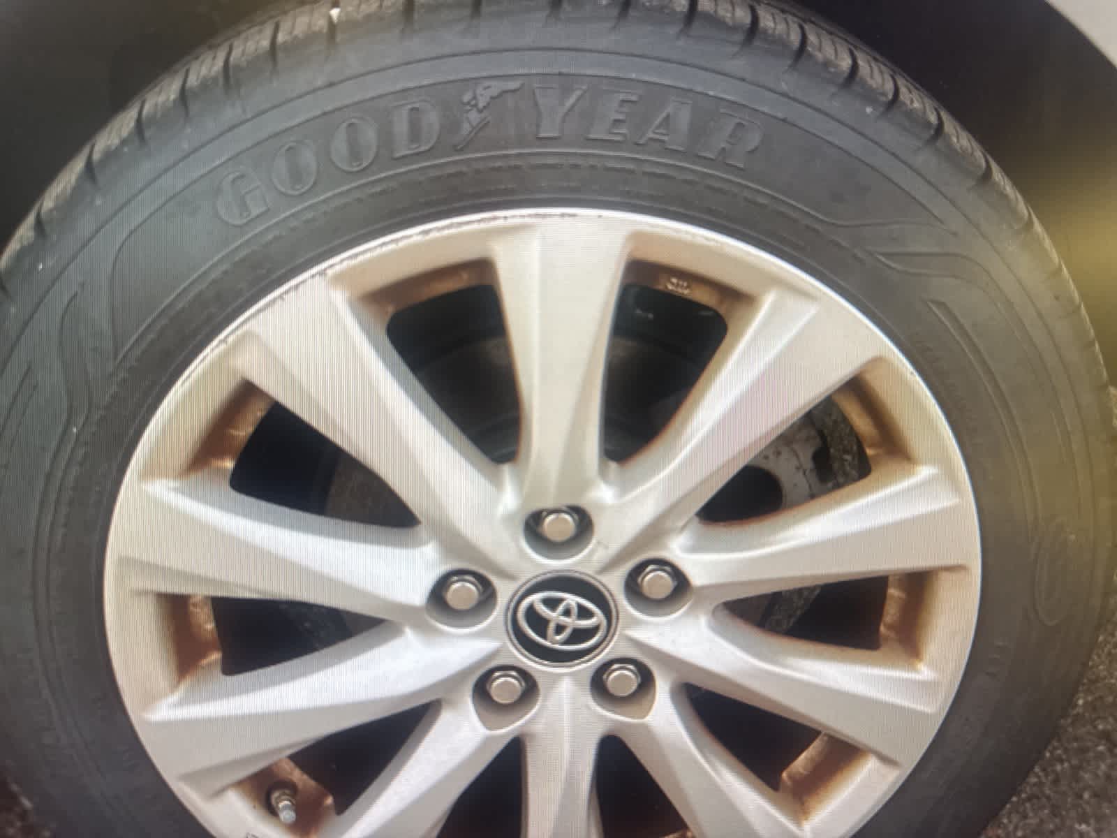 Thumbnail: 2019 Toyota Camry - 9