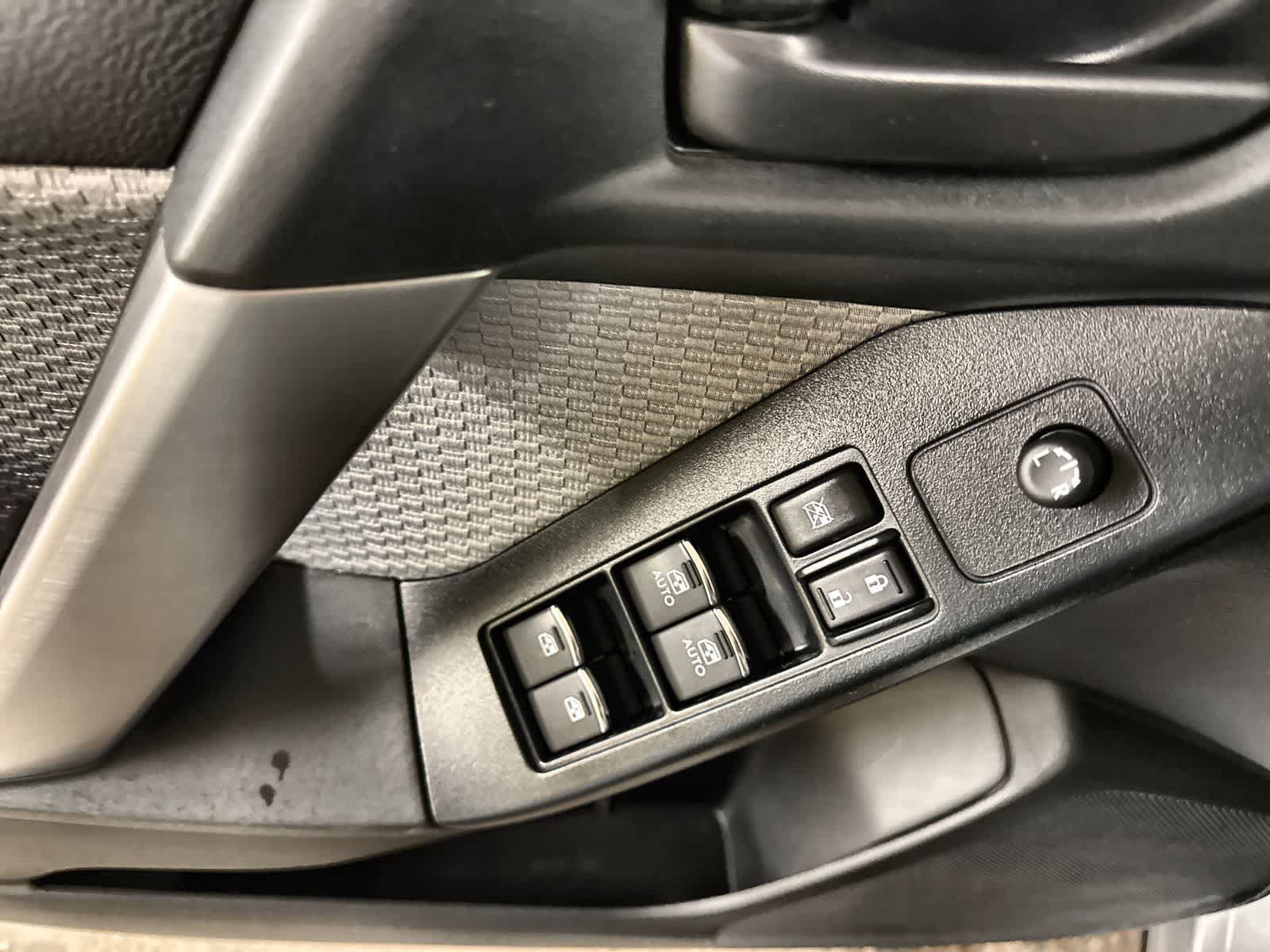 Thumbnail: 2017 Subaru Forester - 18