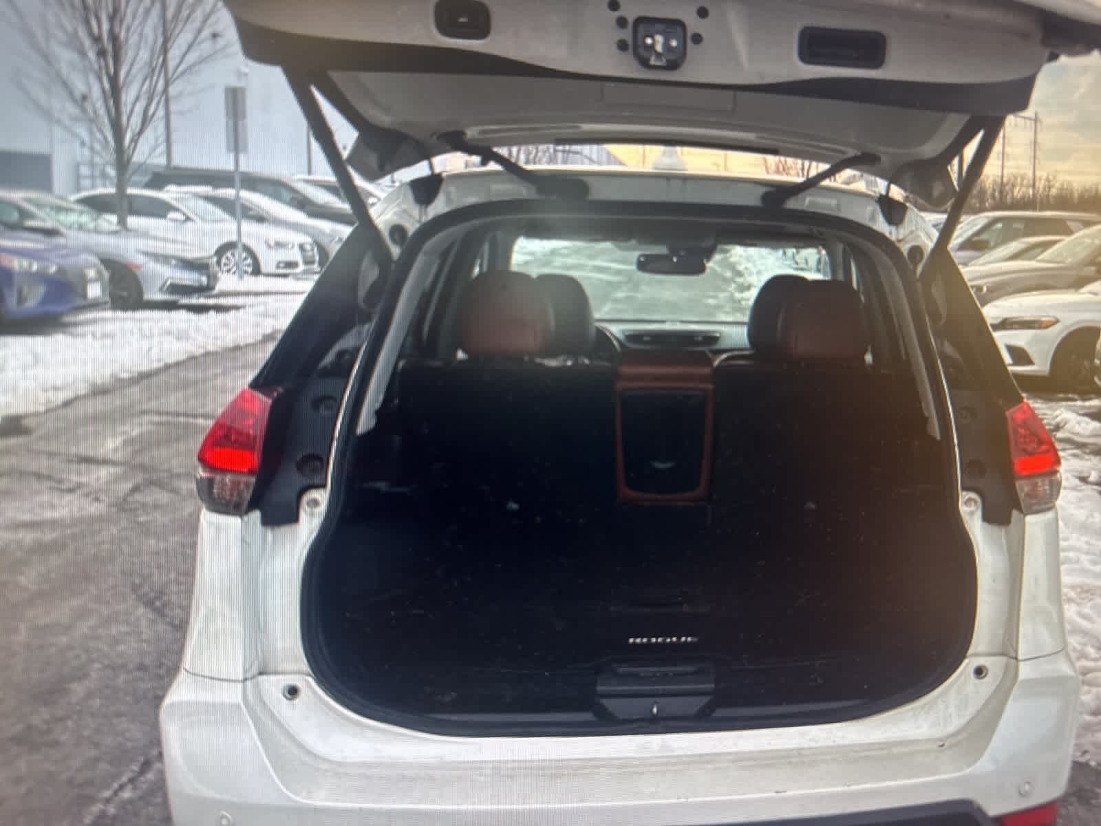 Thumbnail: 2019 Nissan Rogue - 21