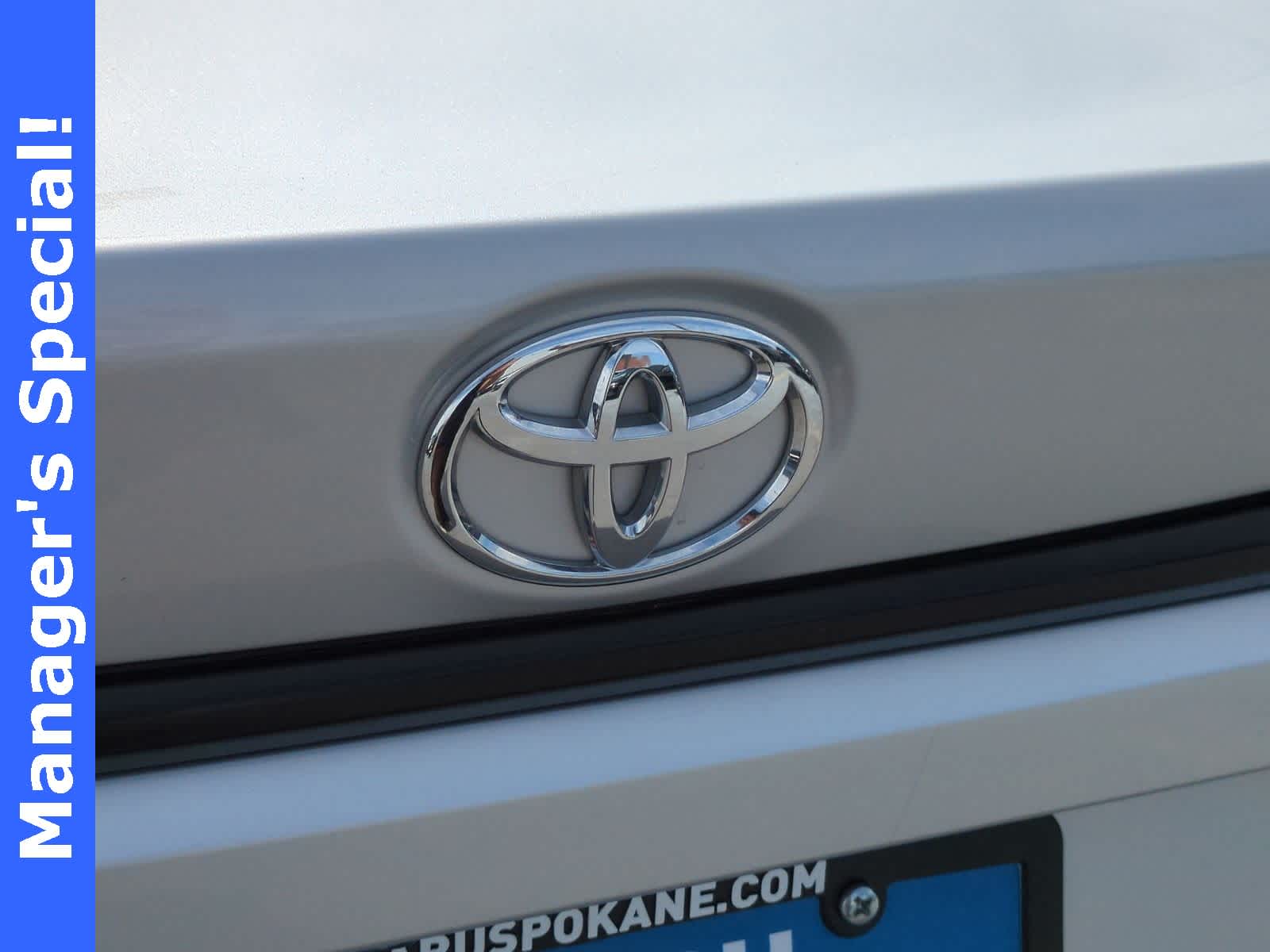 Thumbnail: 2023 Toyota Corolla - 12