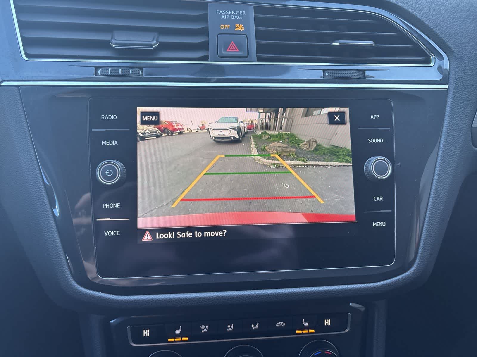 Thumbnail: 2019 Volkswagen Tiguan - 28
